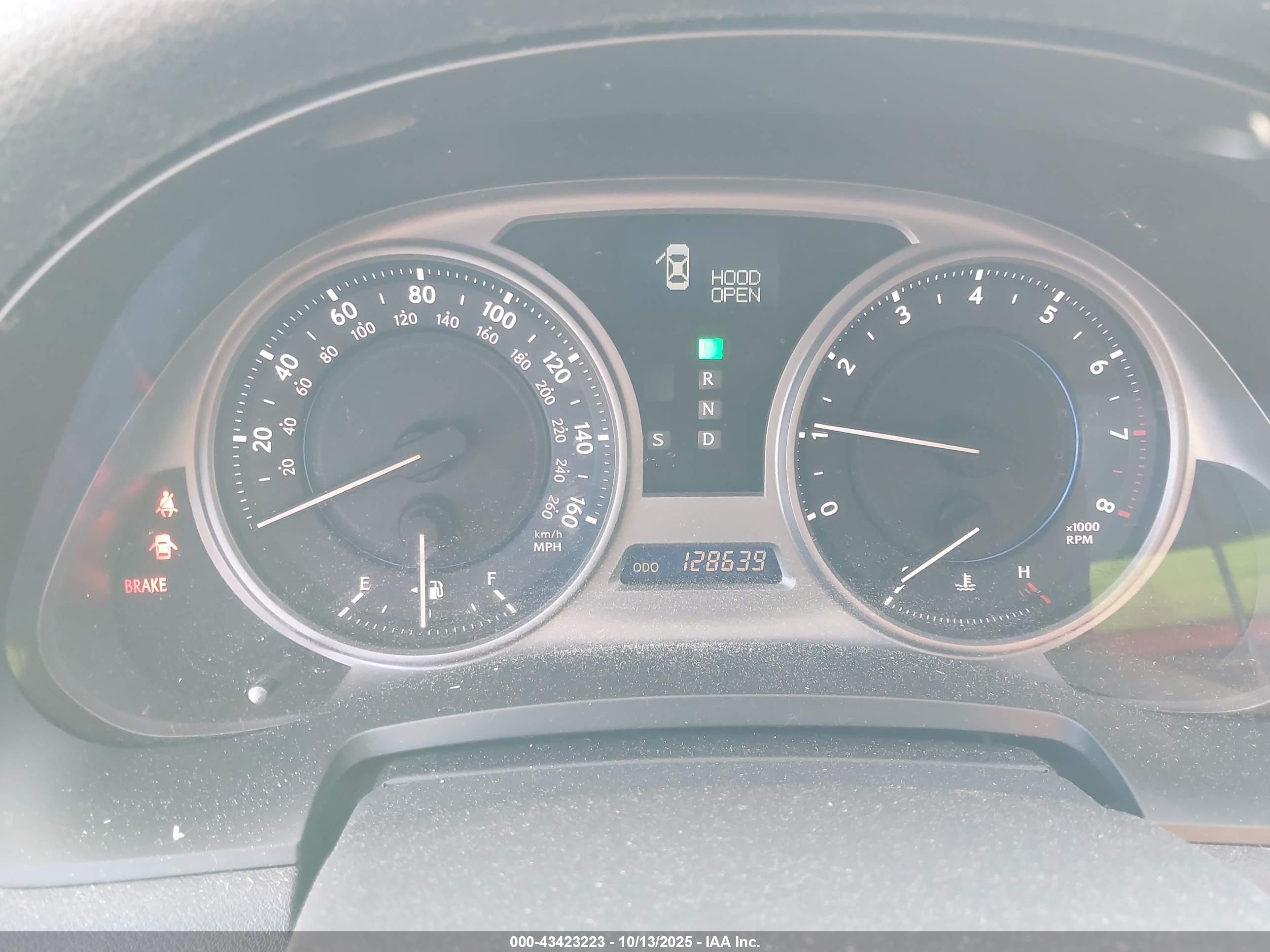LEXUS IS image 7