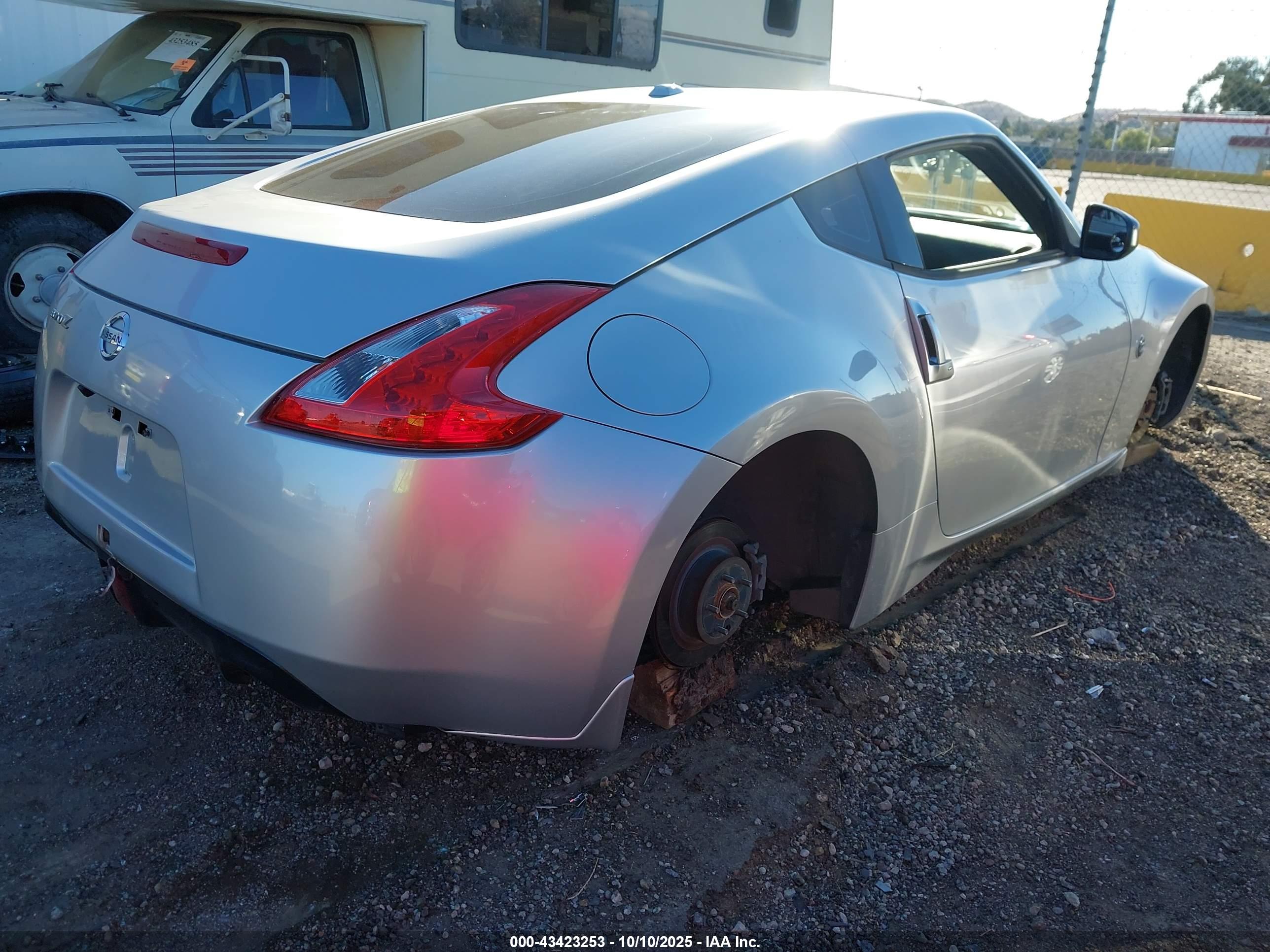 NISSAN 370Z image 4
