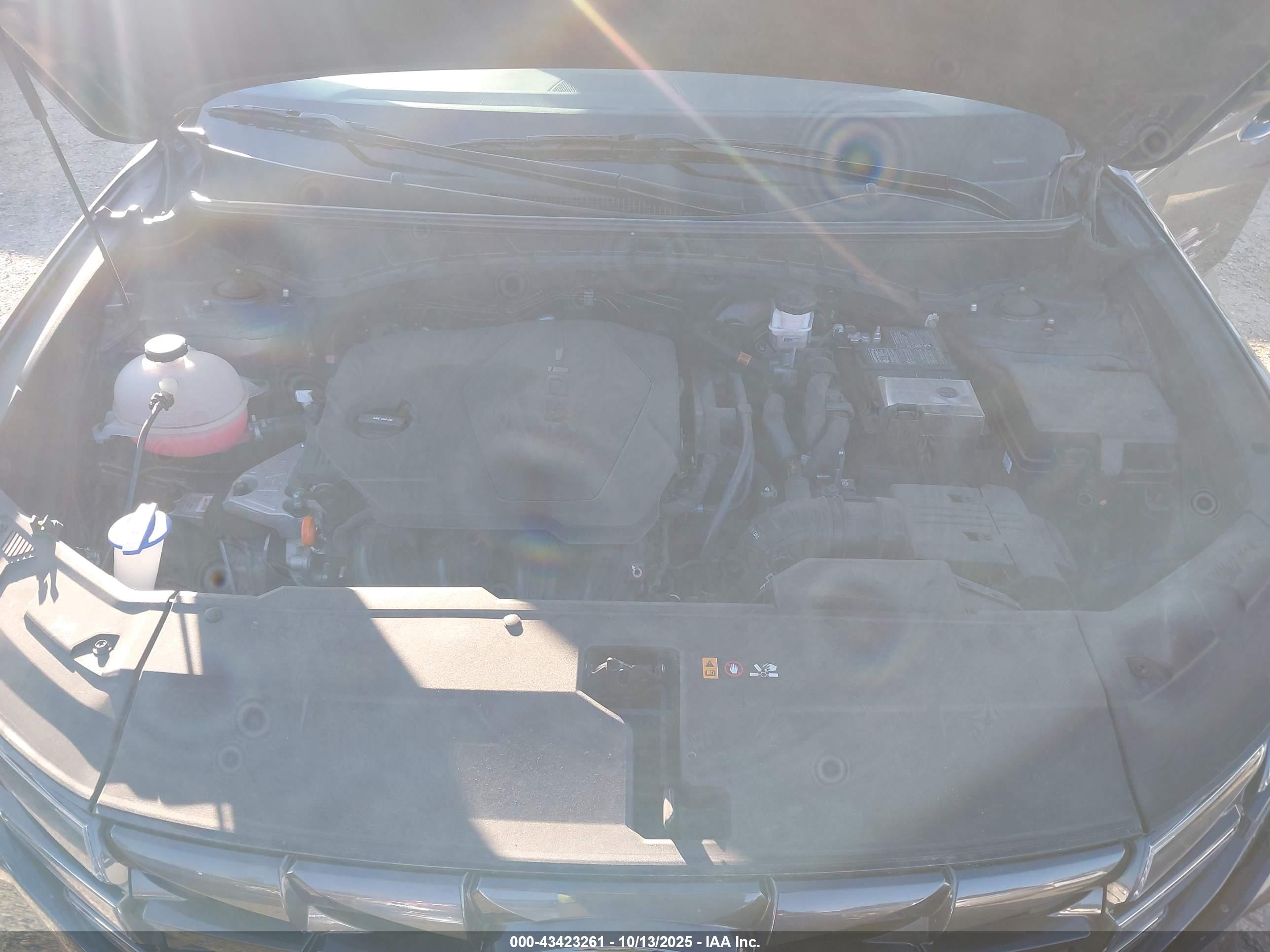 HYUNDAI TUCSON image 10