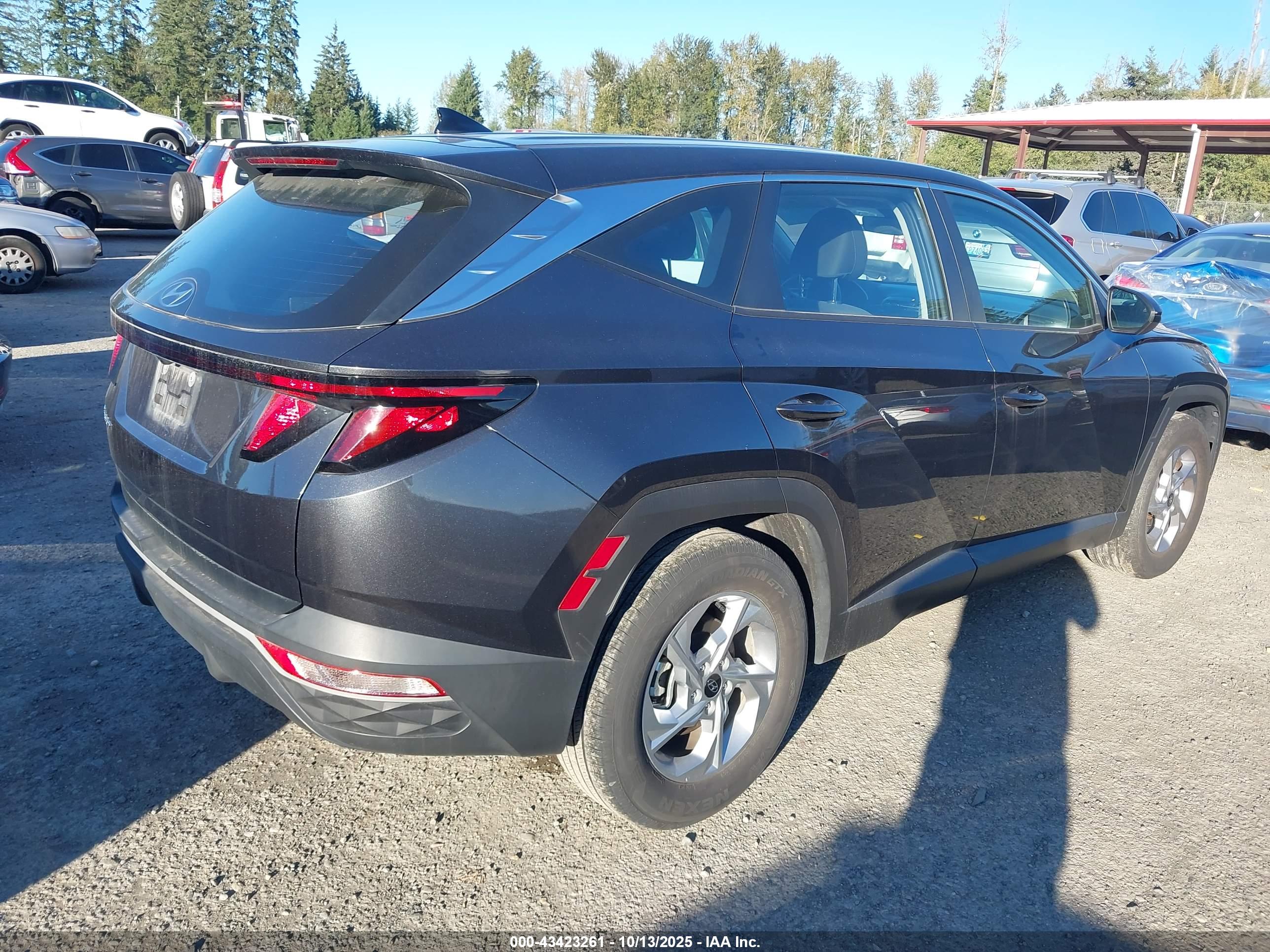 HYUNDAI TUCSON image 4