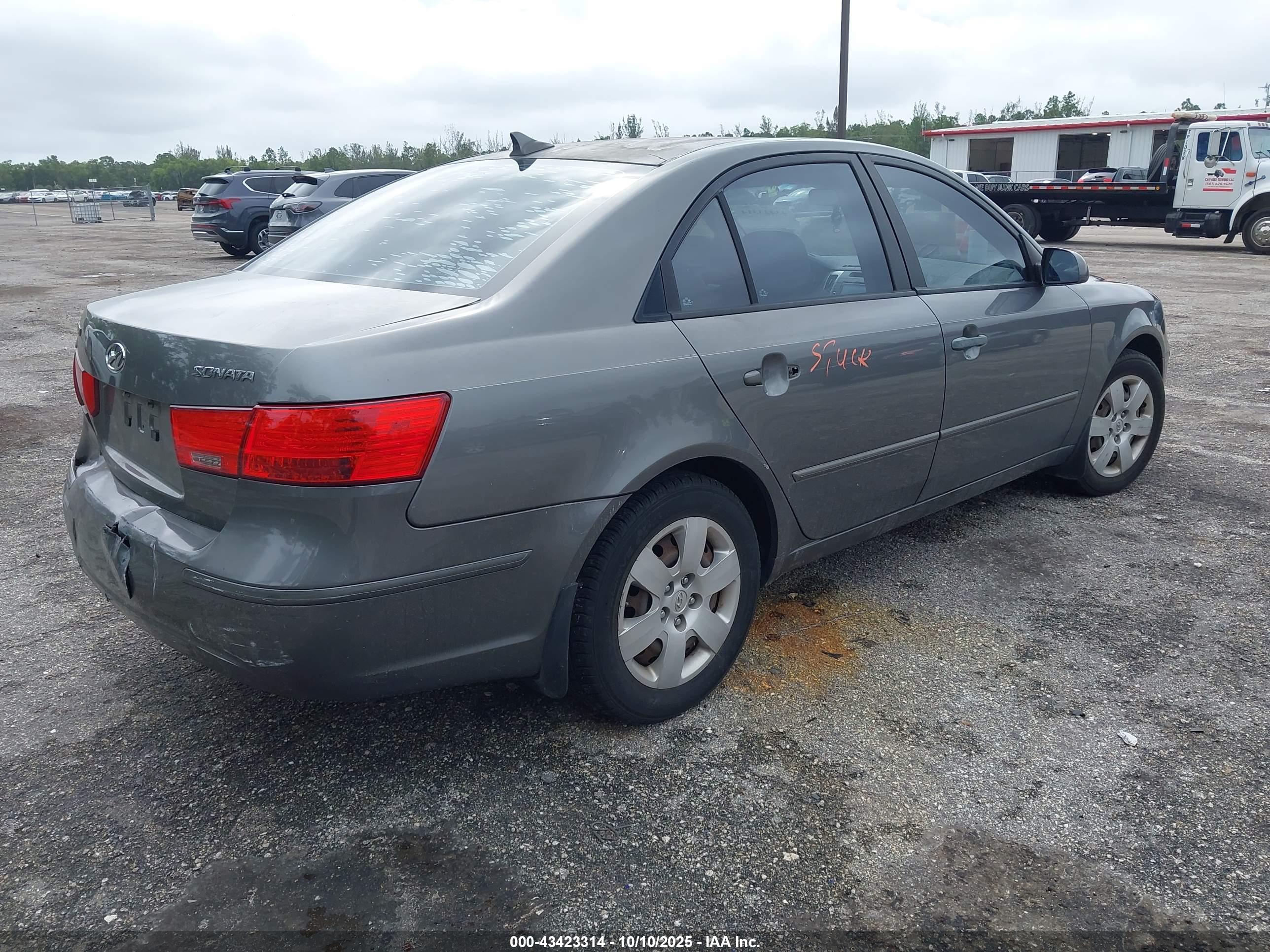 HYUNDAI SONATA image 4
