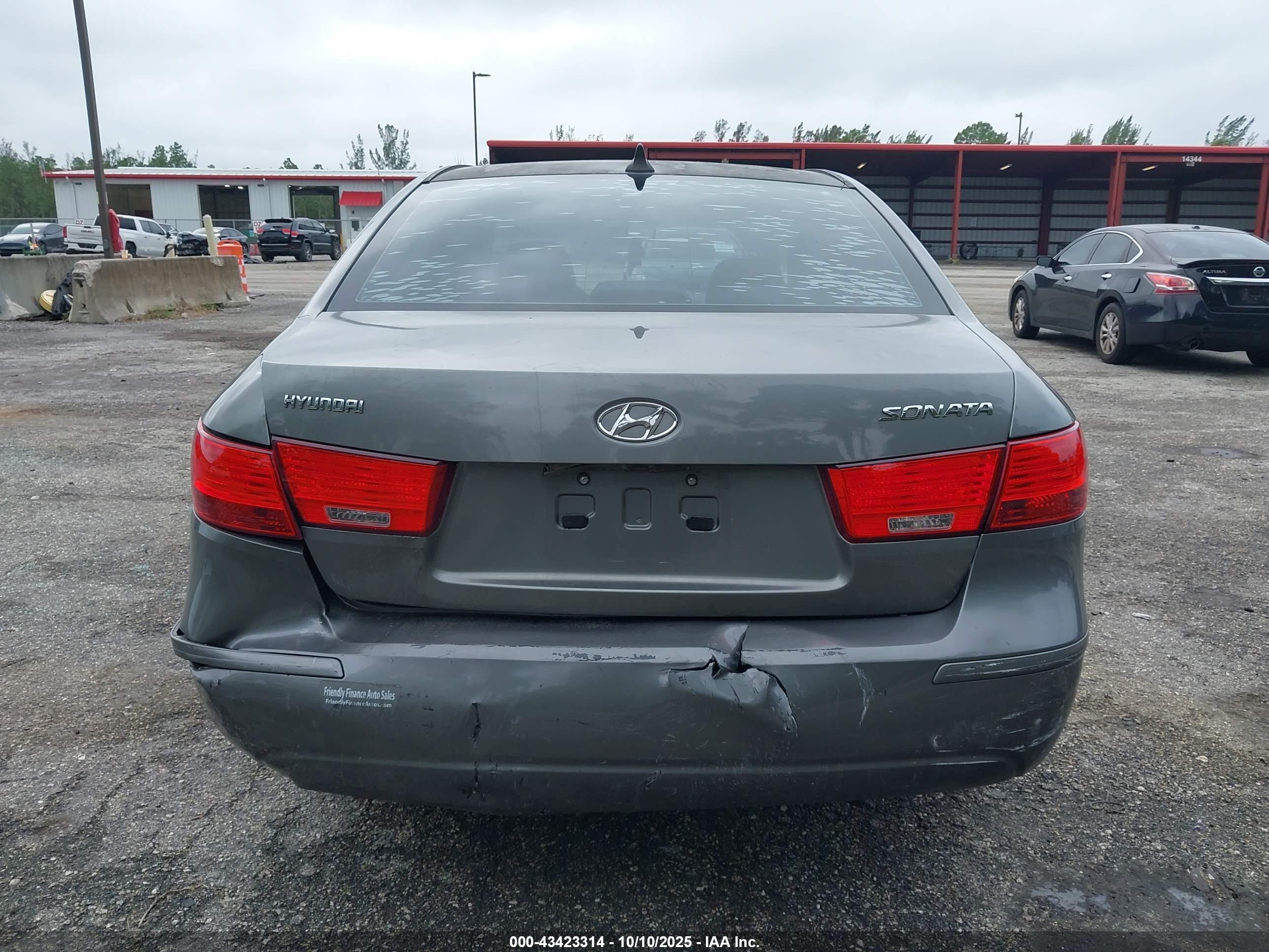 HYUNDAI SONATA image 6