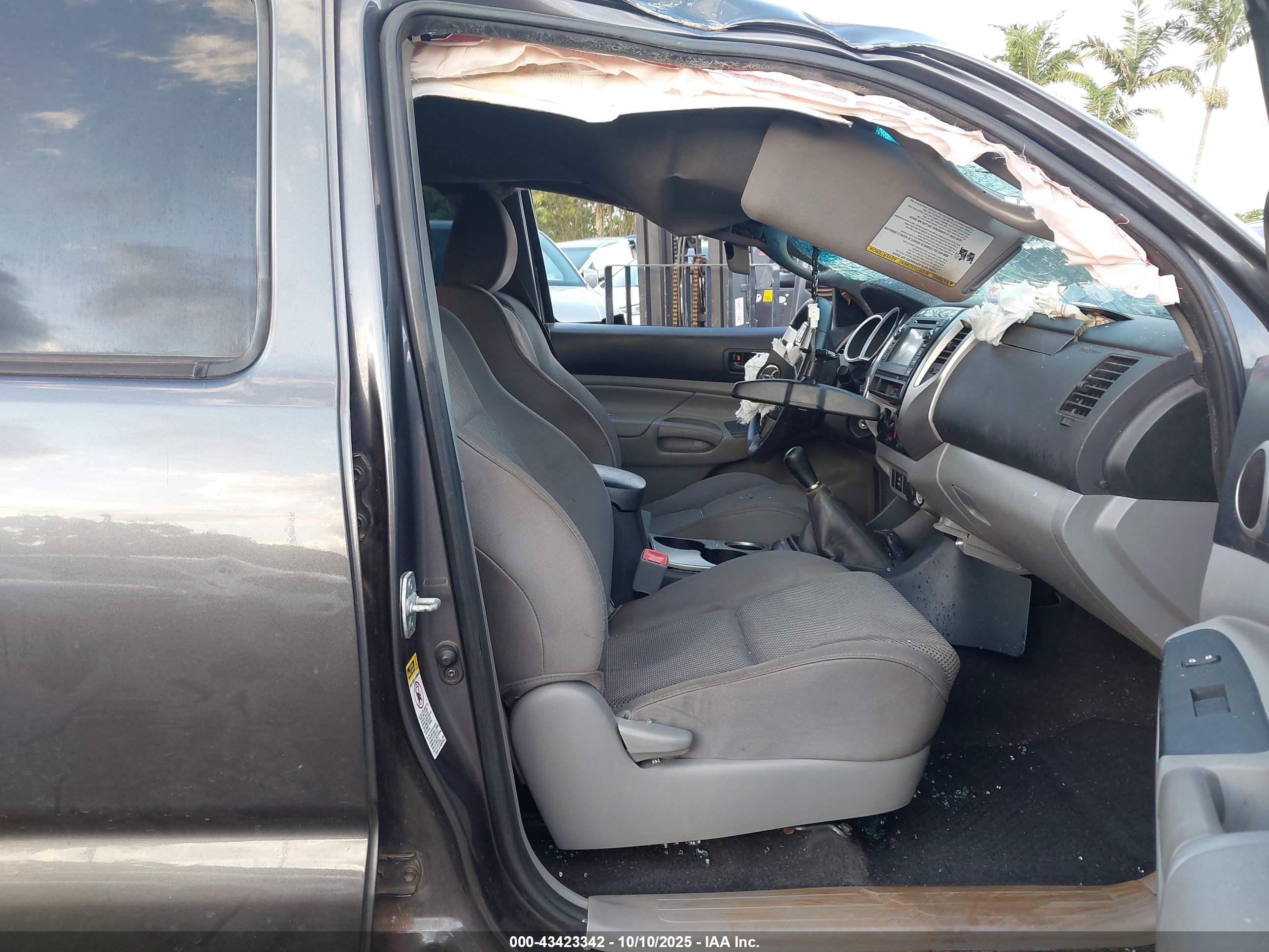 TOYOTA TACOMA image 5