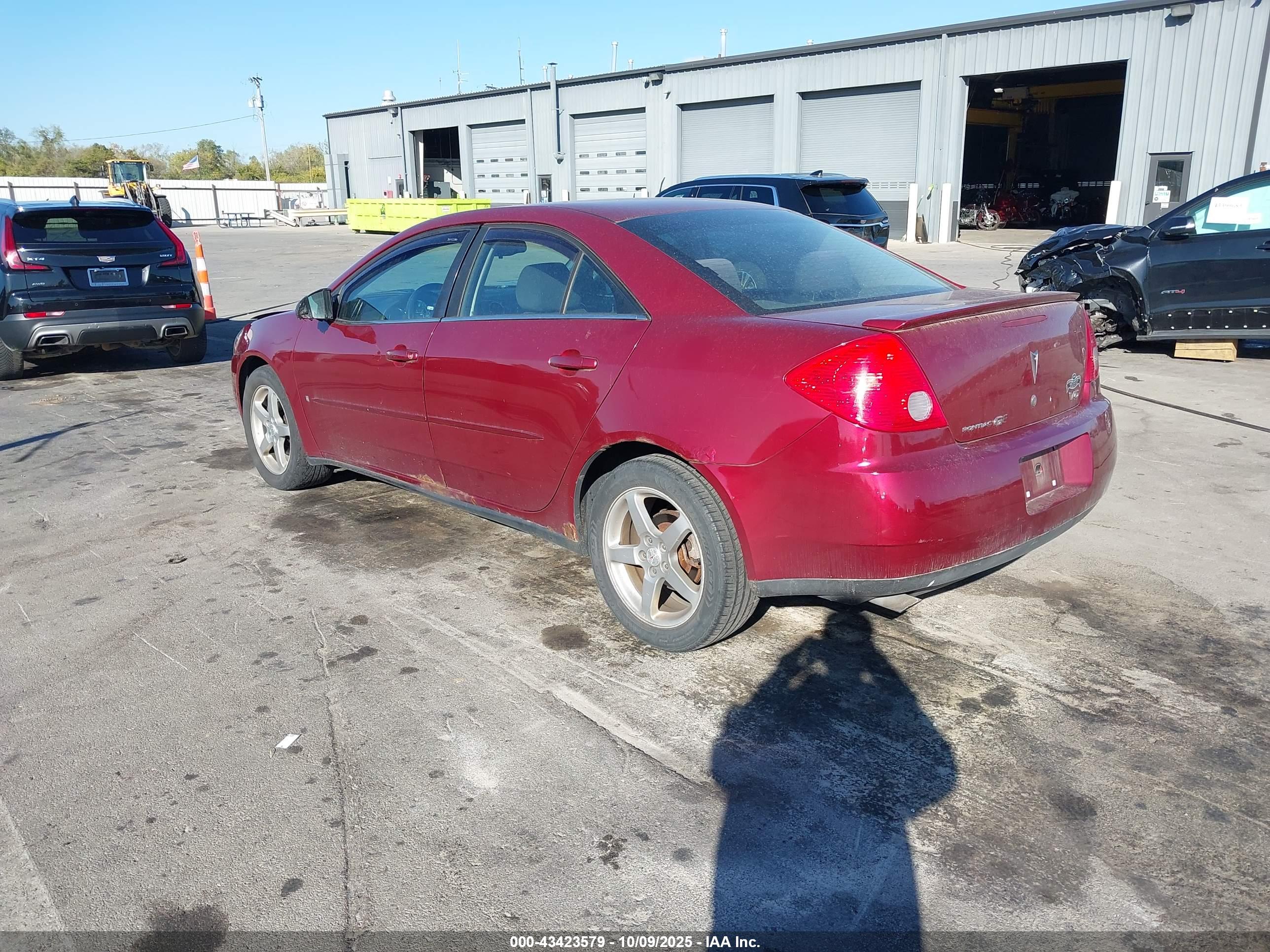 PONTIAC G6 image 3