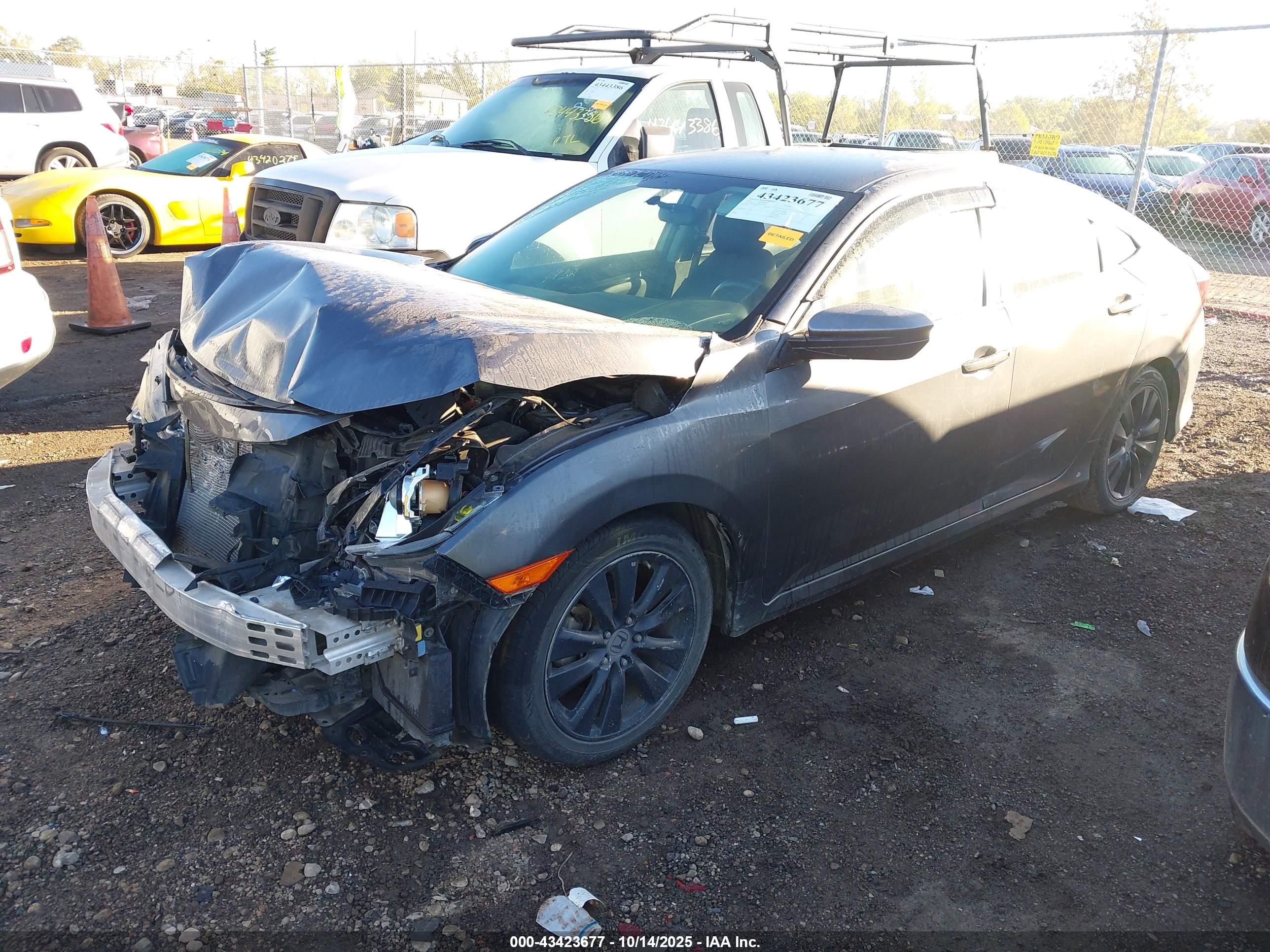 HONDA CIVIC image 2