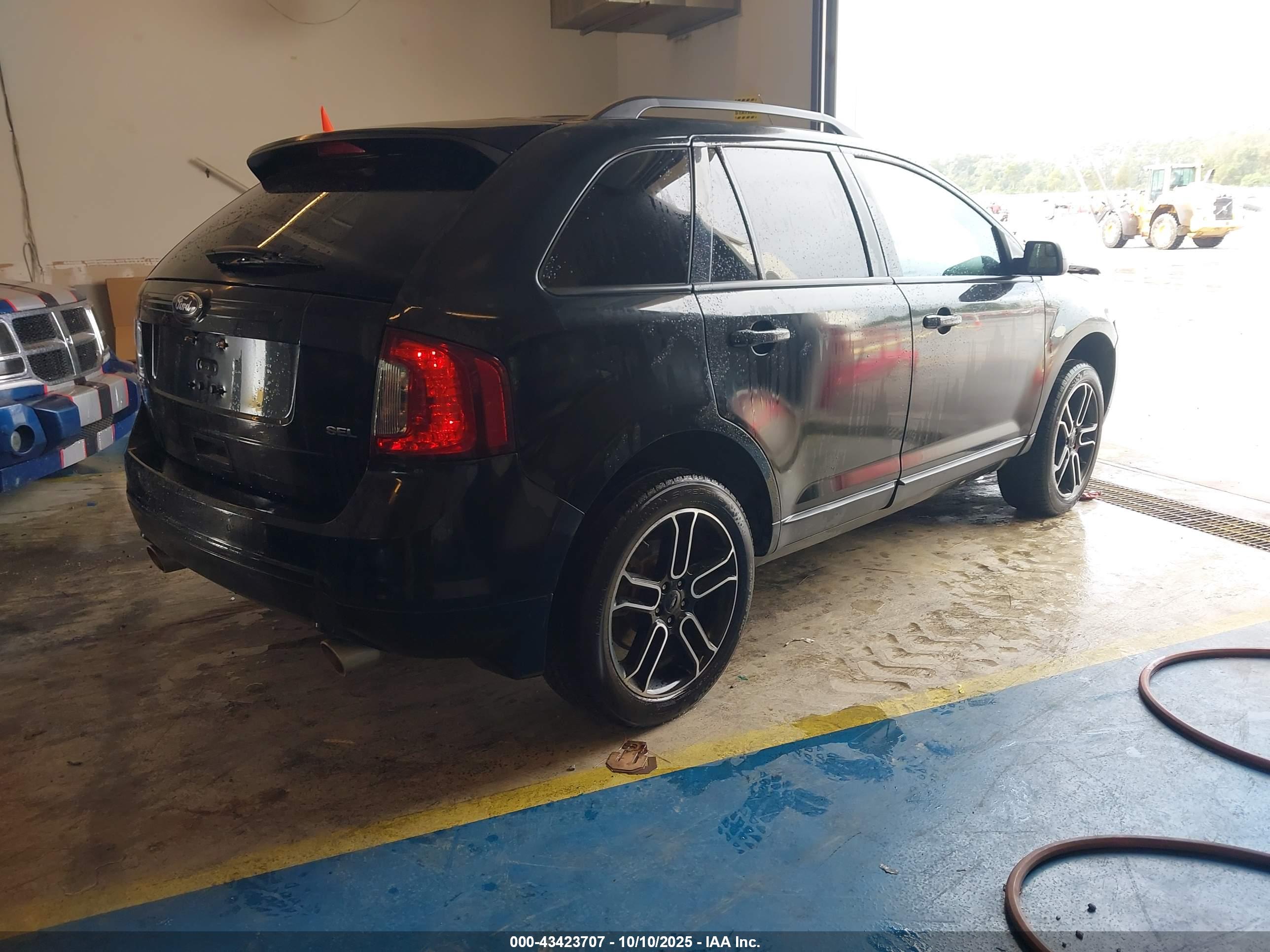FORD EDGE image 4