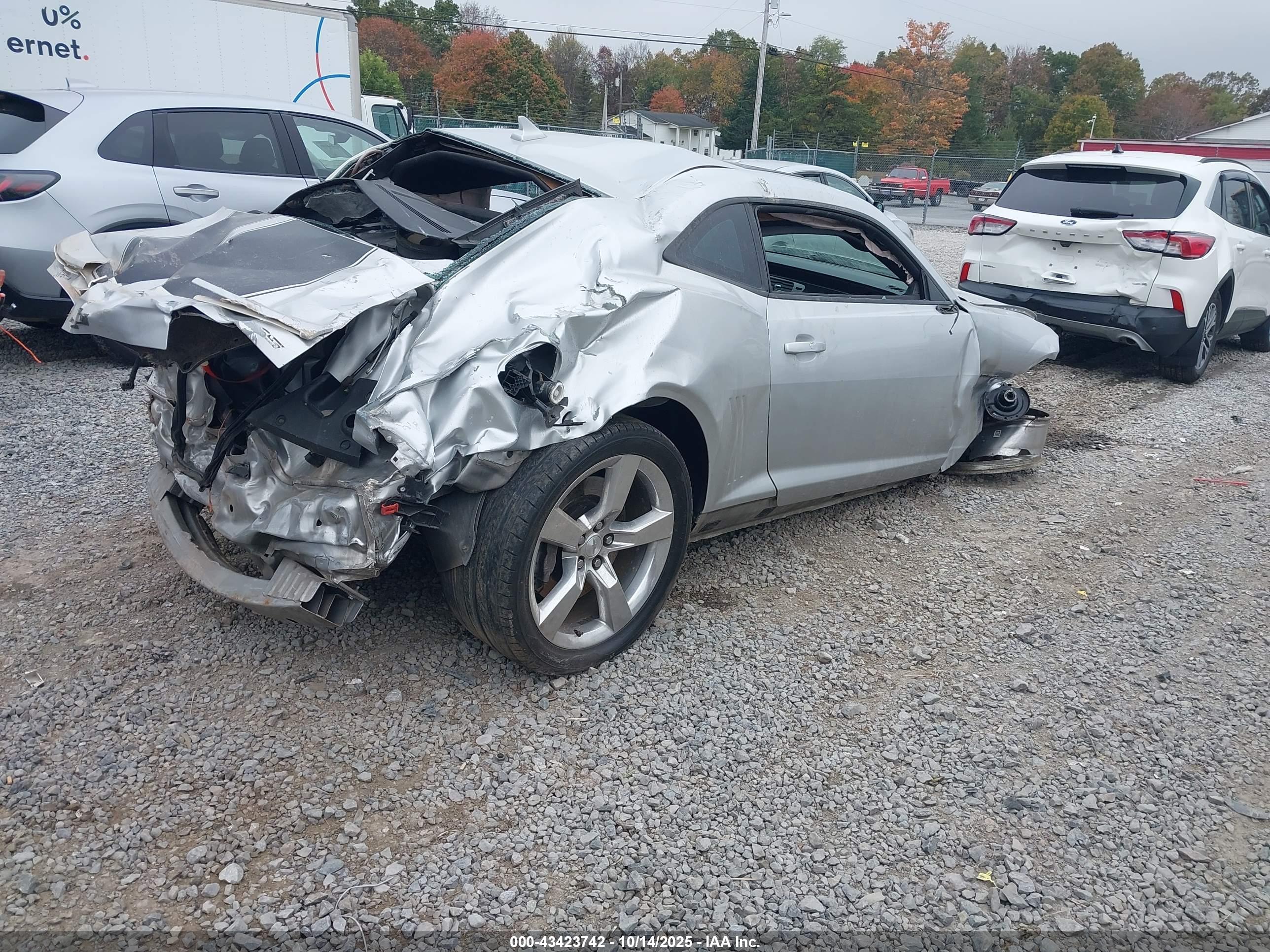 CHEVROLET CAMARO image 4