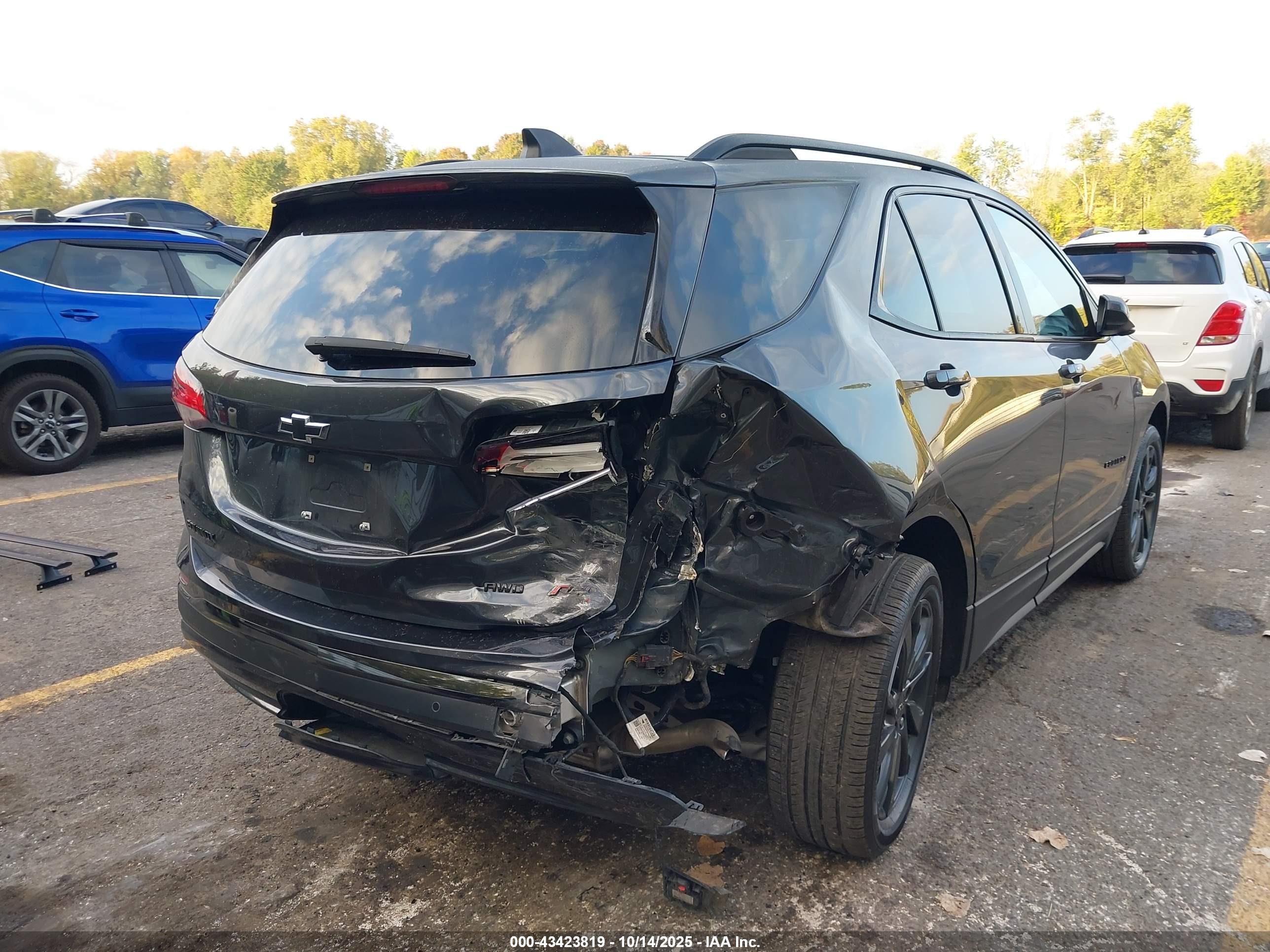 CHEVROLET EQUINOX image 6
