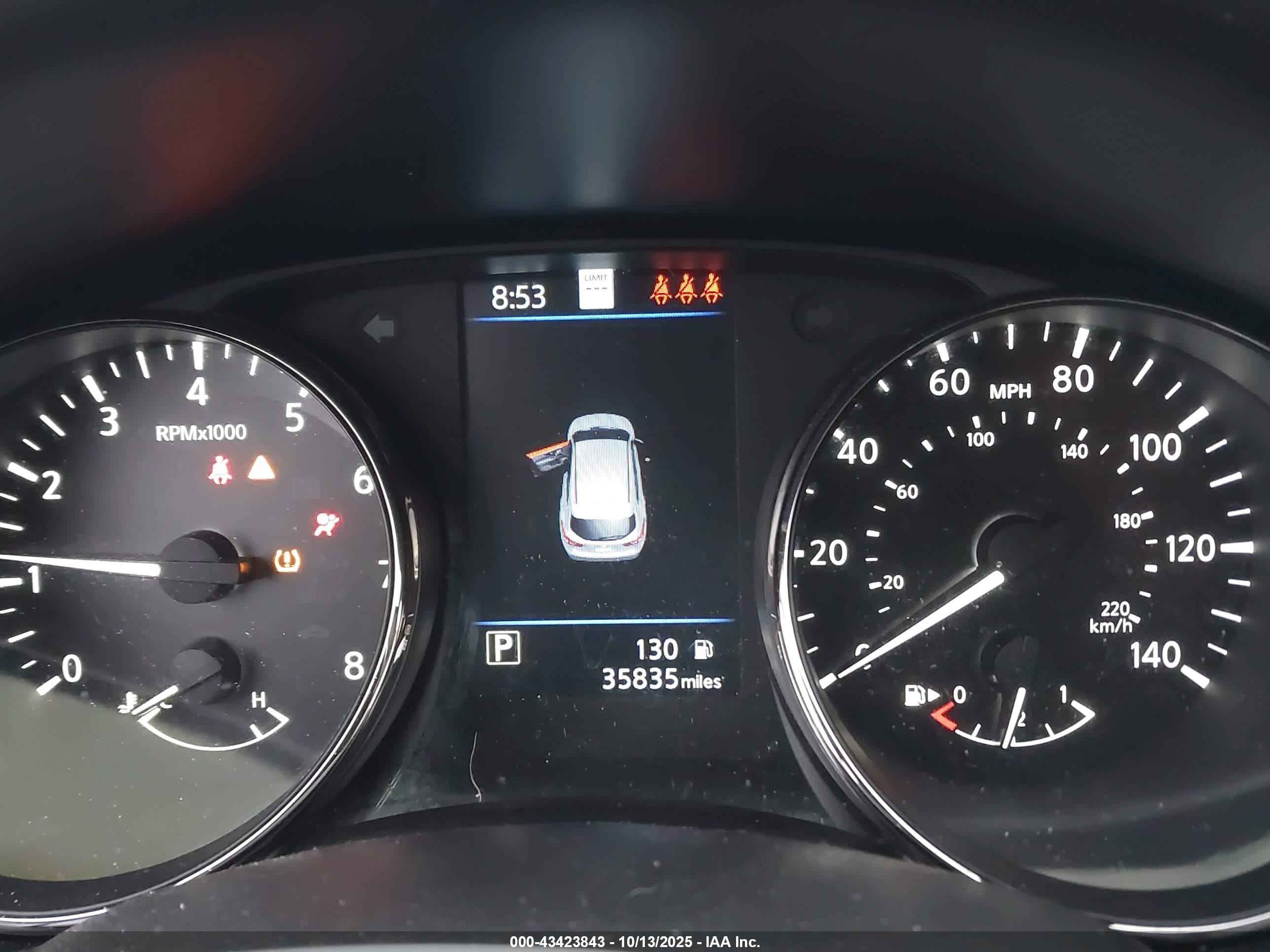 NISSAN ROGUE image 7