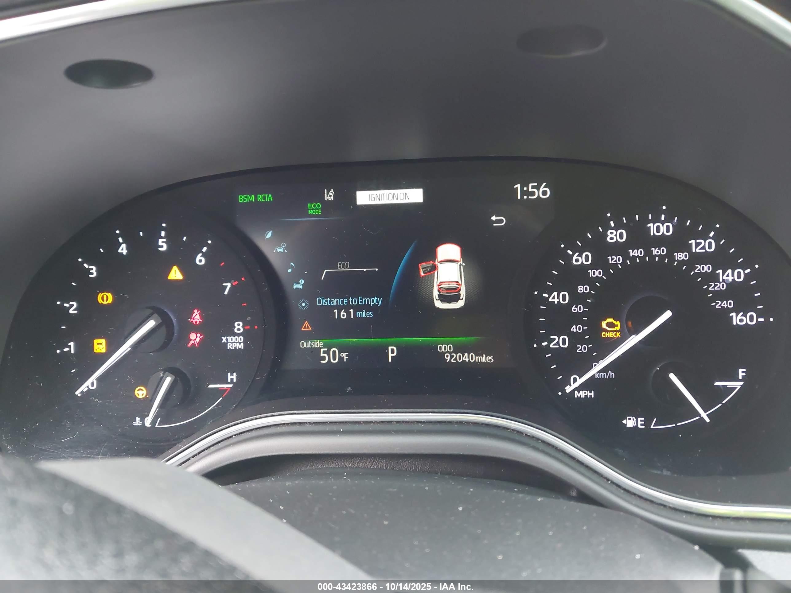 TOYOTA AVALON image 7