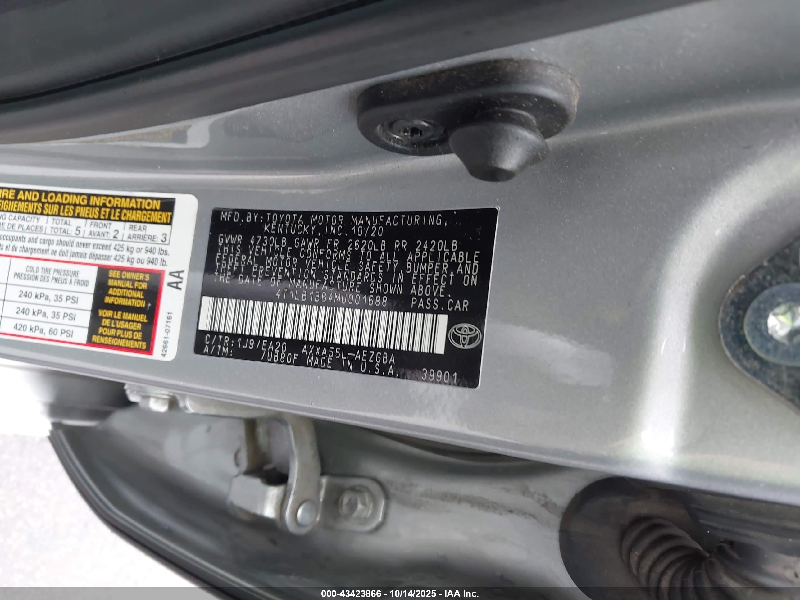 TOYOTA AVALON image 9
