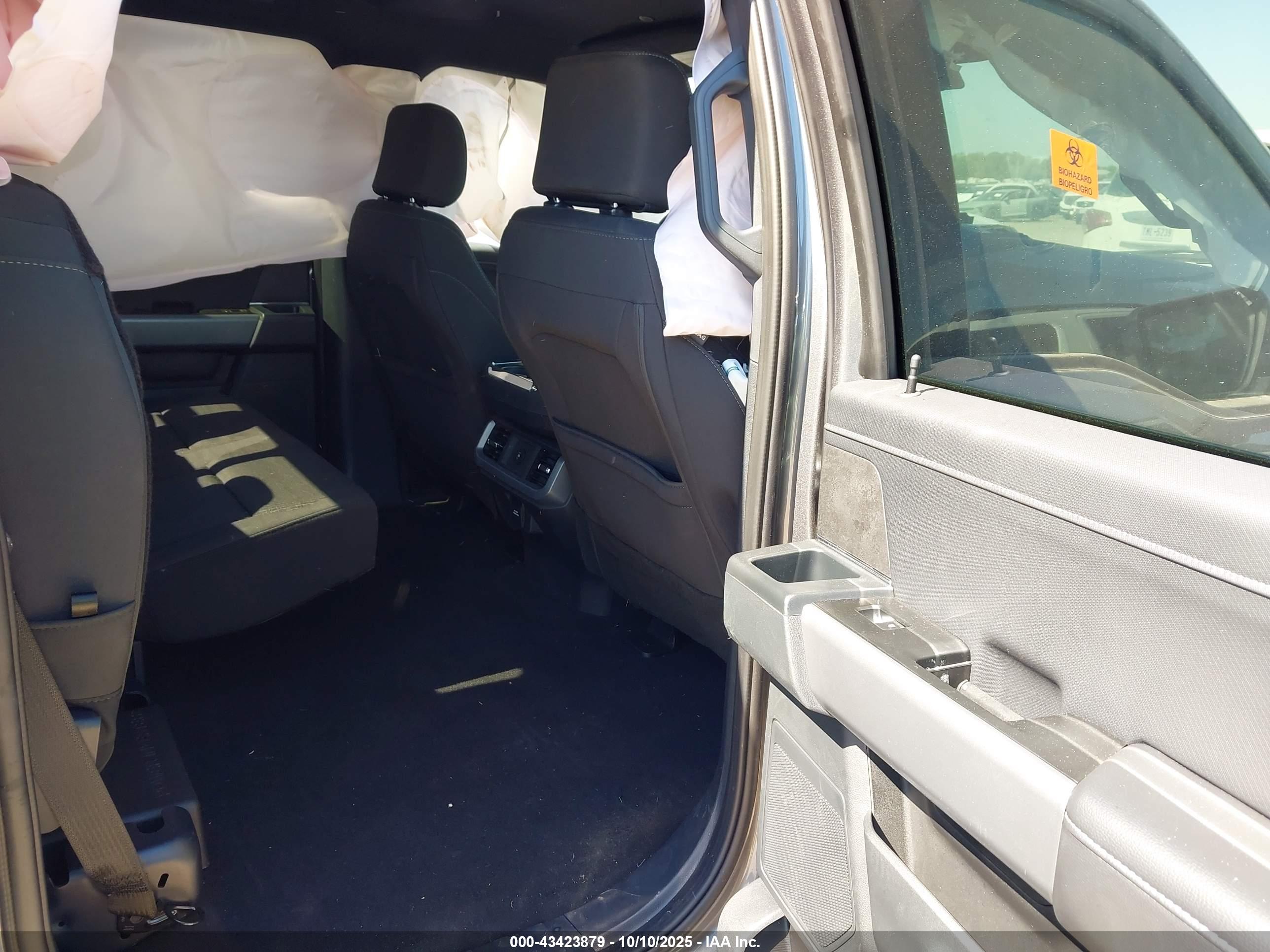 FORD F-150 image 8