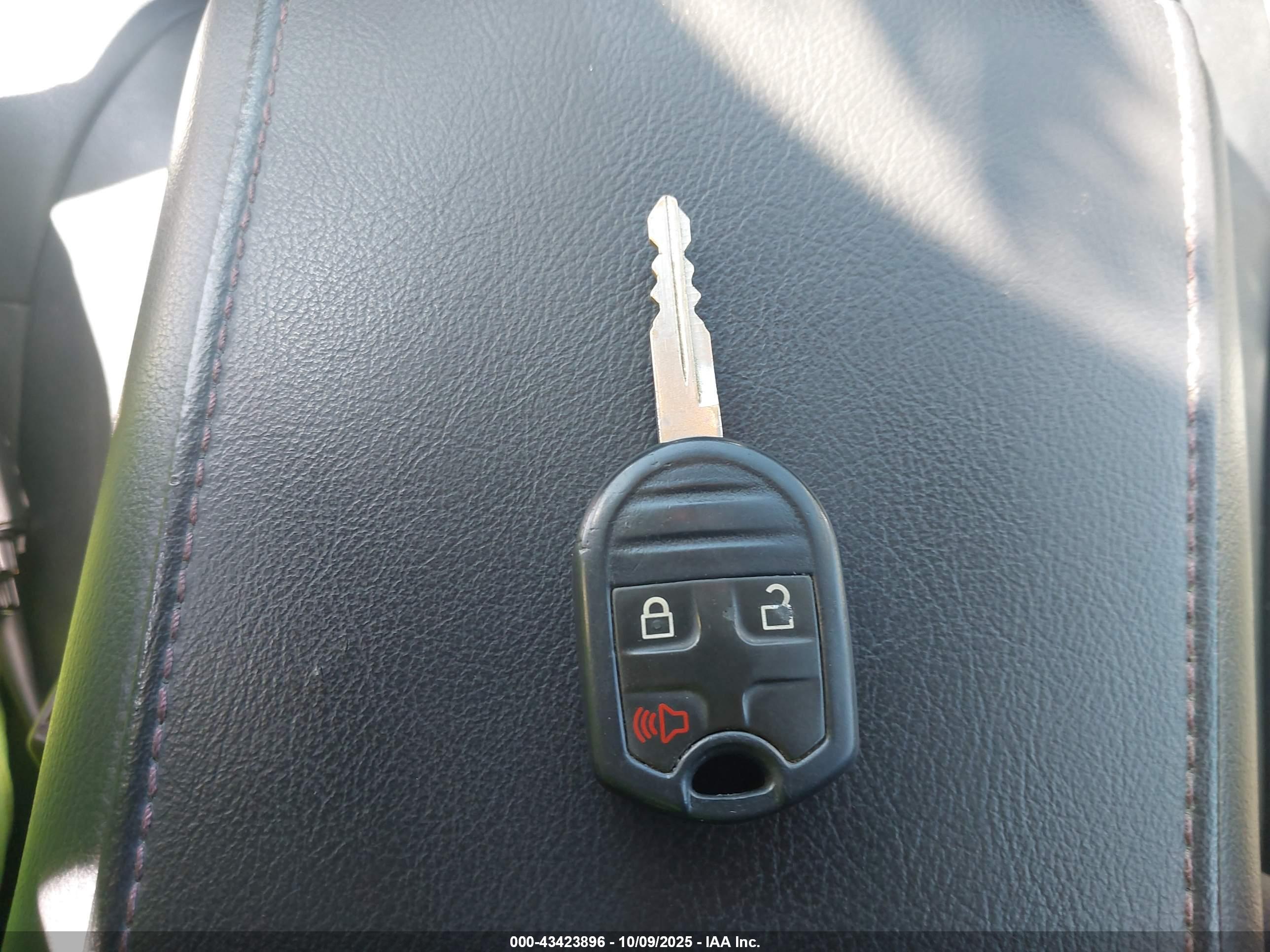 FORD EDGE image 11