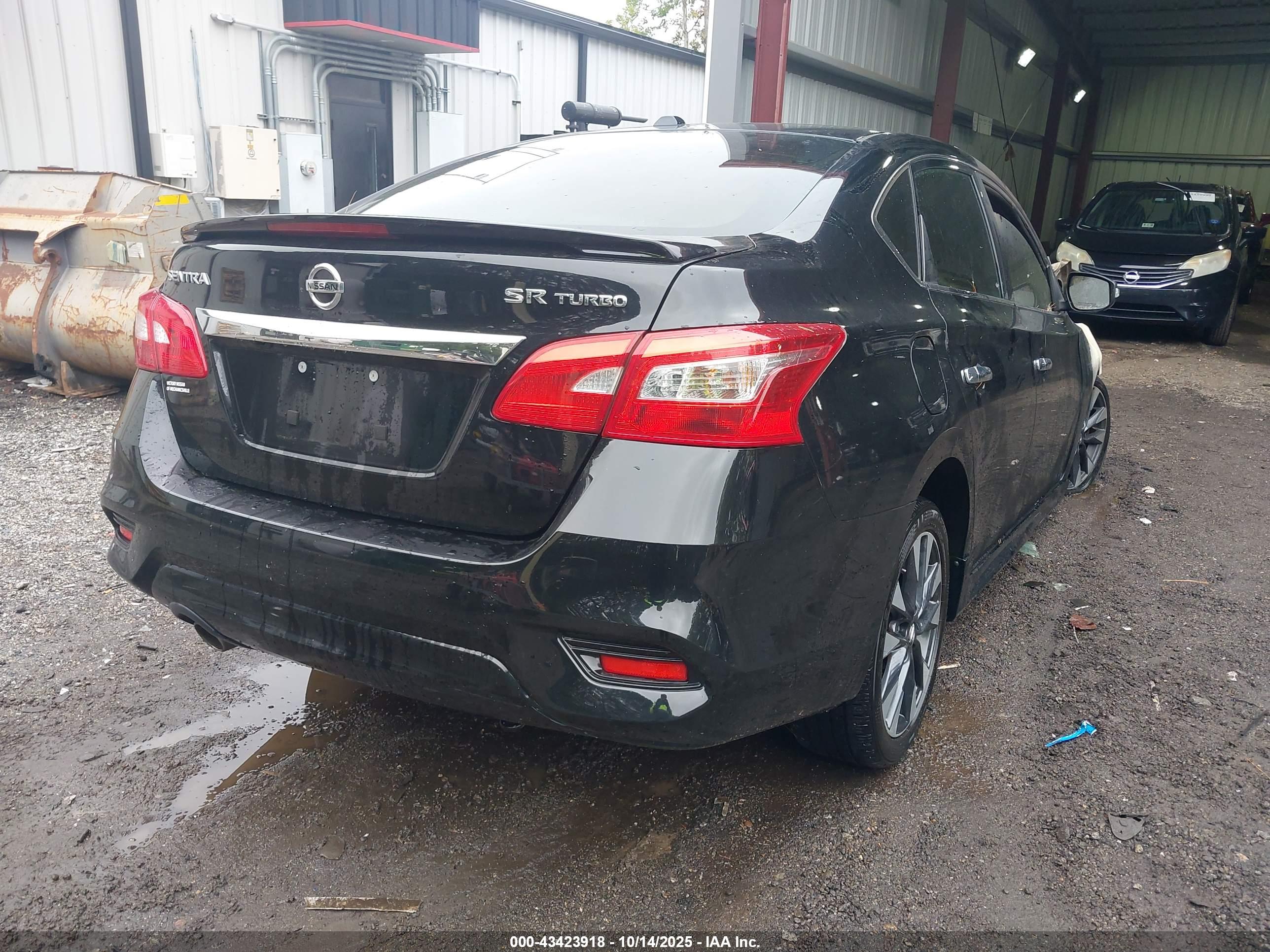 NISSAN SENTRA image 4