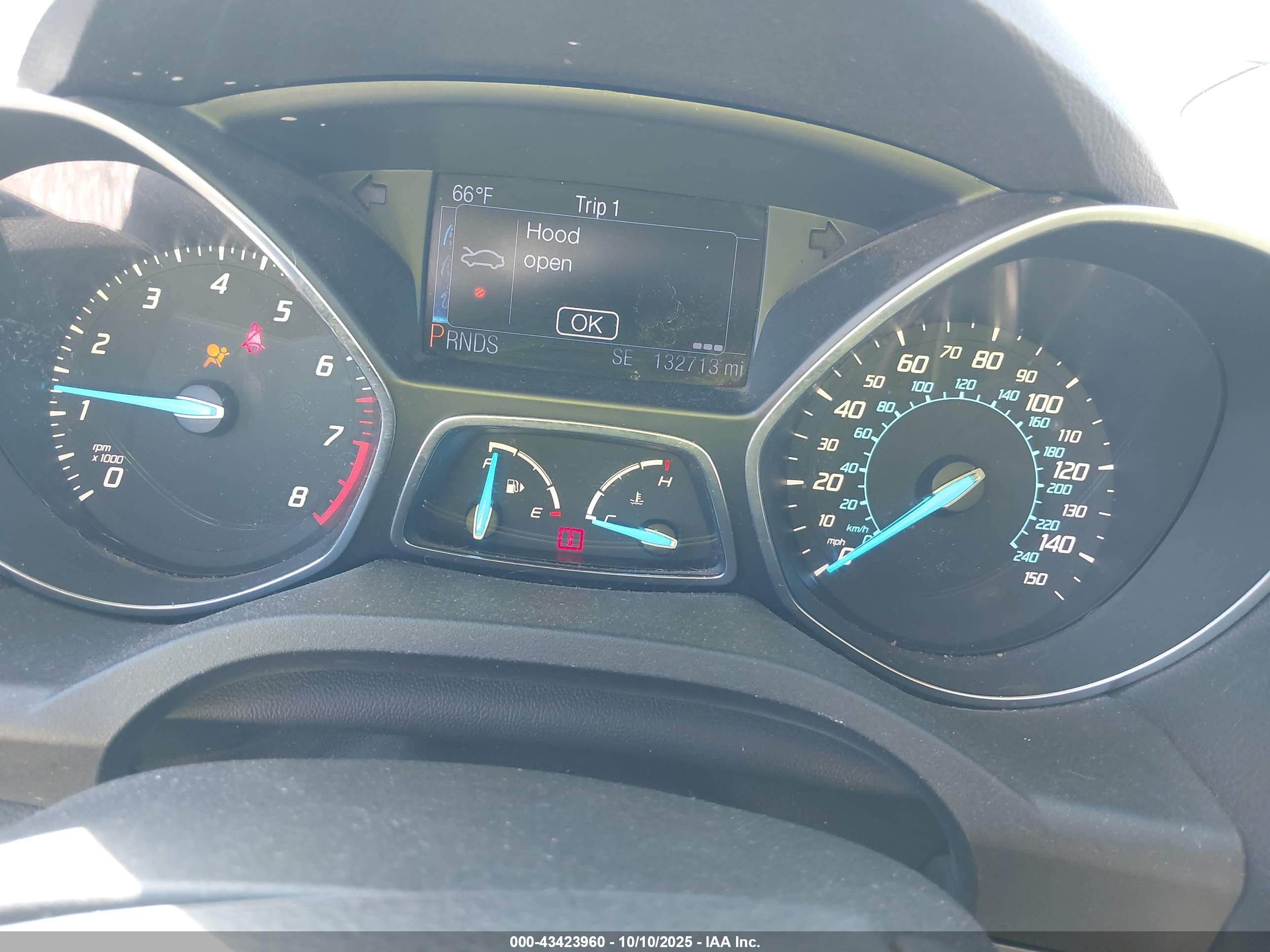 FORD ESCAPE image 7
