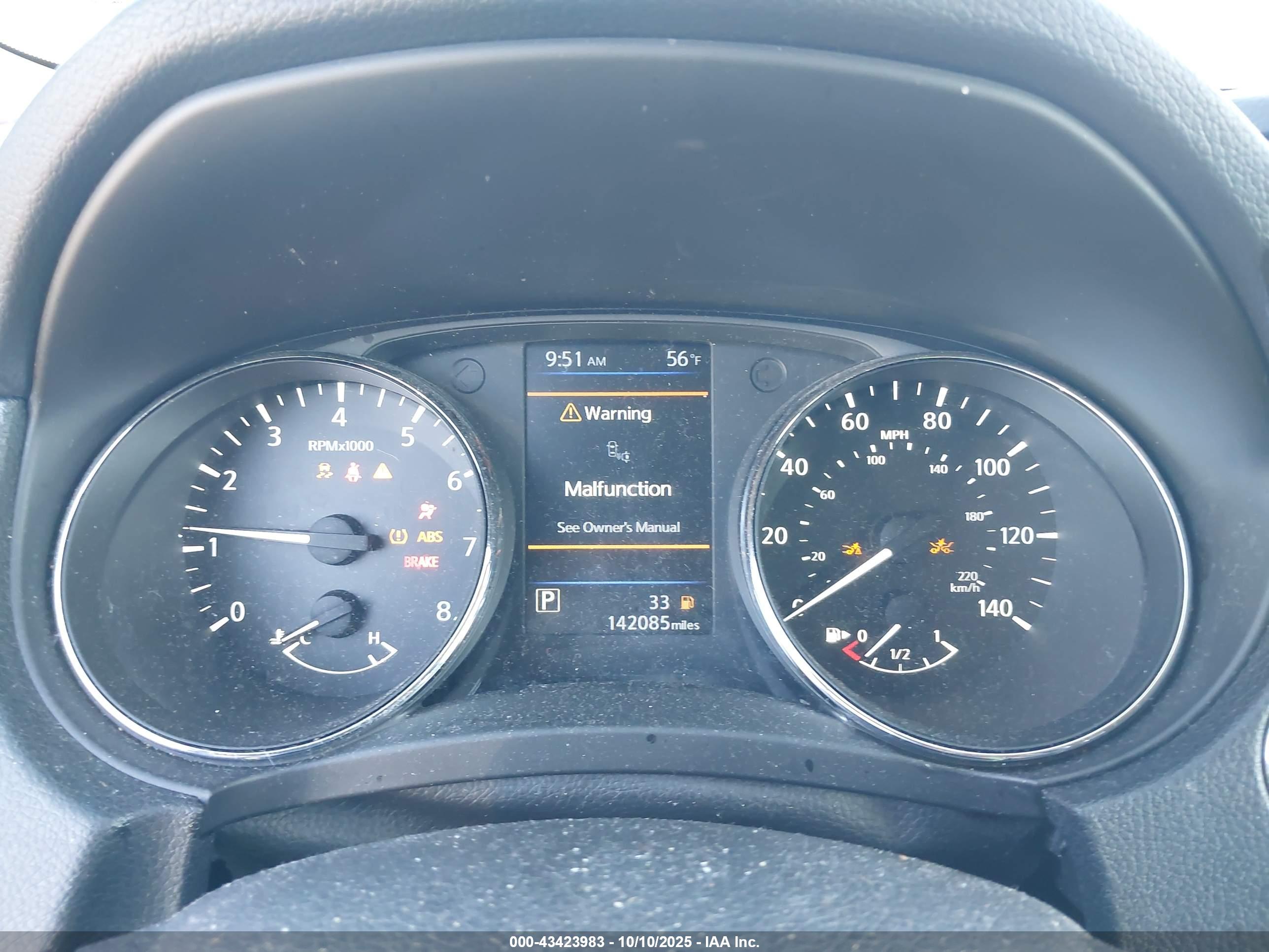 NISSAN ROGUE image 7