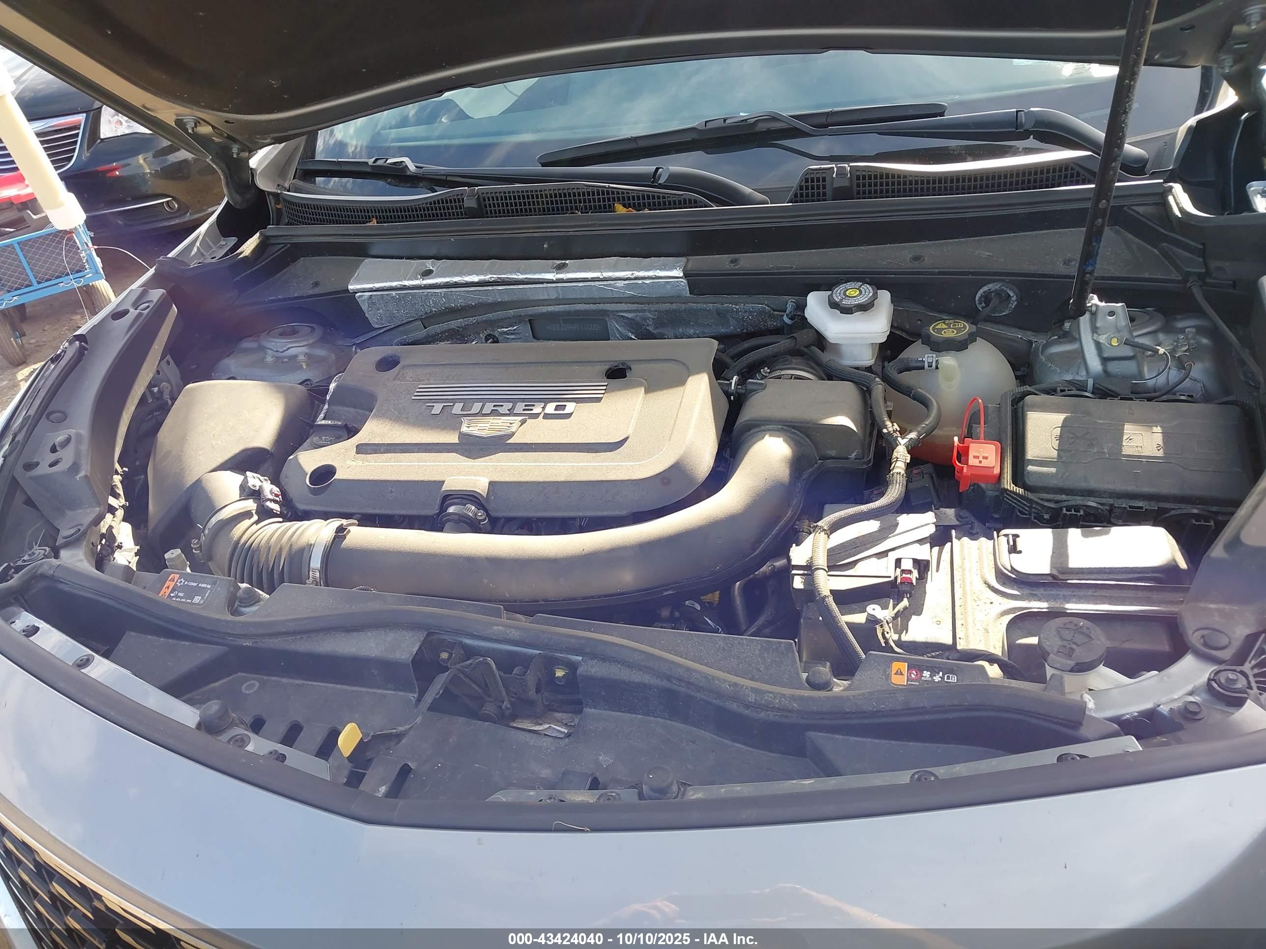 CADILLAC XT4 image 10