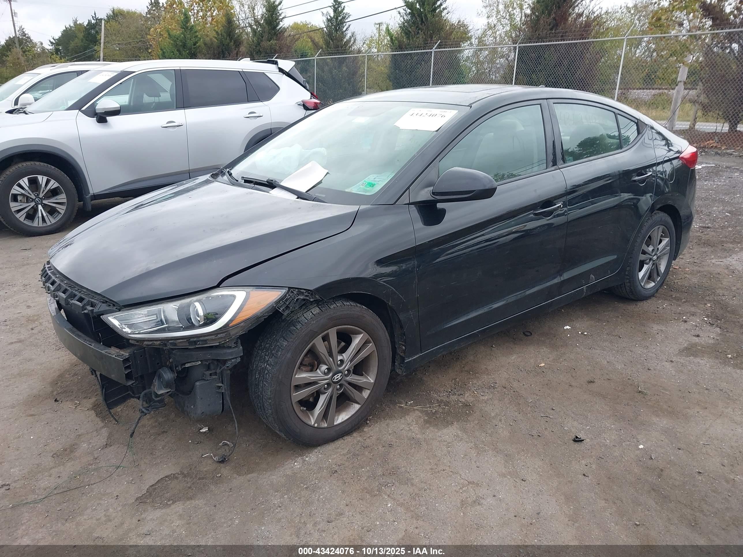 HYUNDAI ELANTRA image 2
