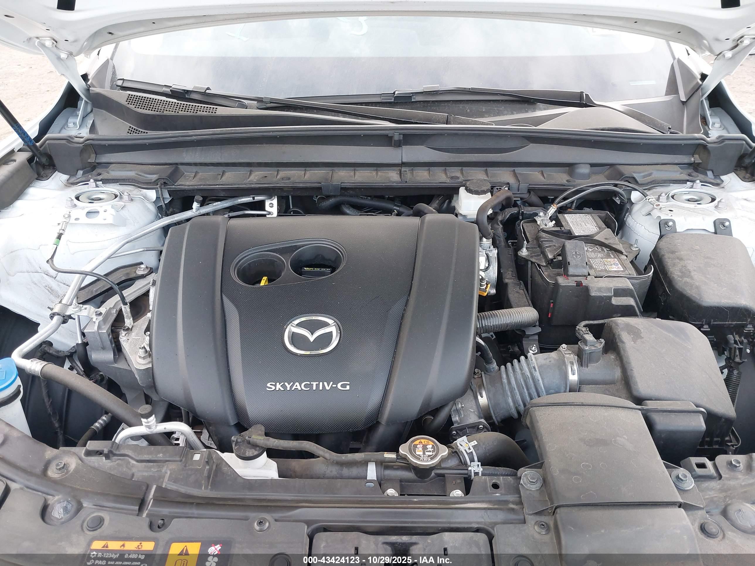 MAZDA CX-50 image 10