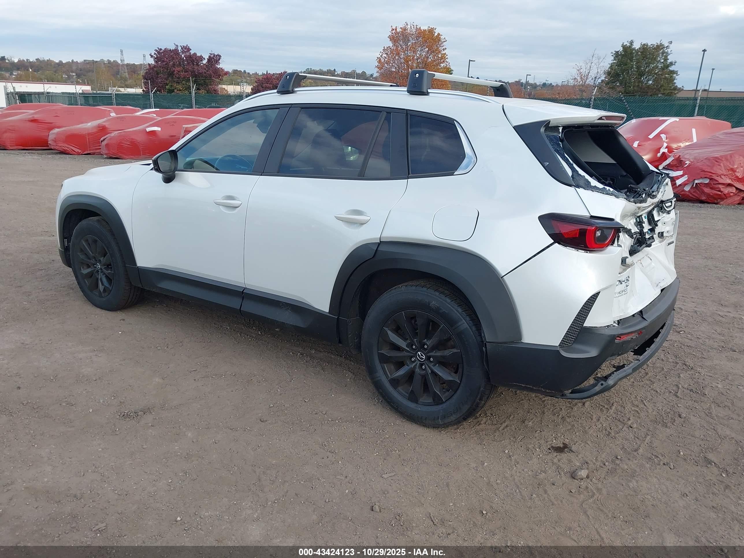 MAZDA CX-50 image 3