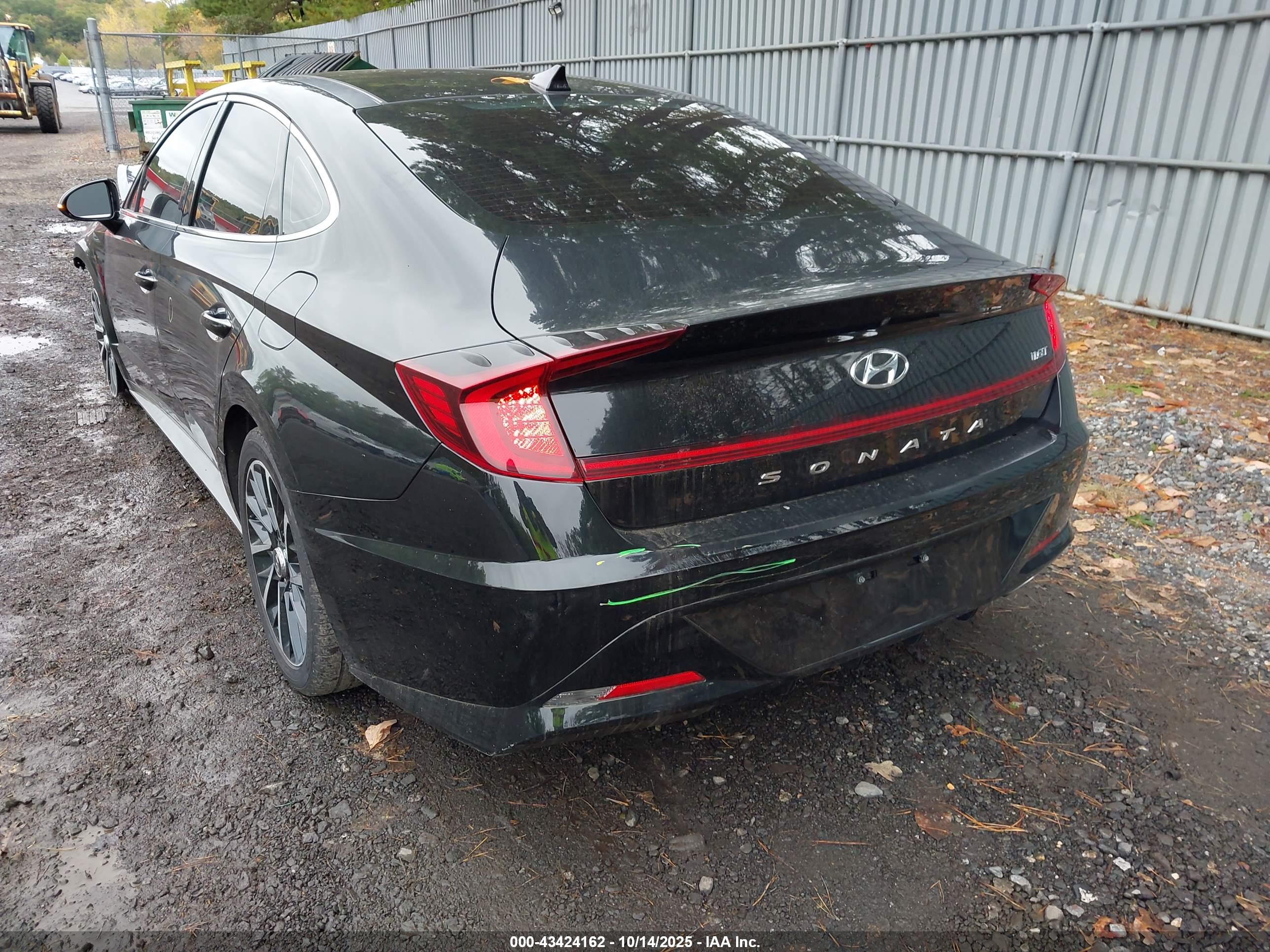 HYUNDAI SONATA image 3