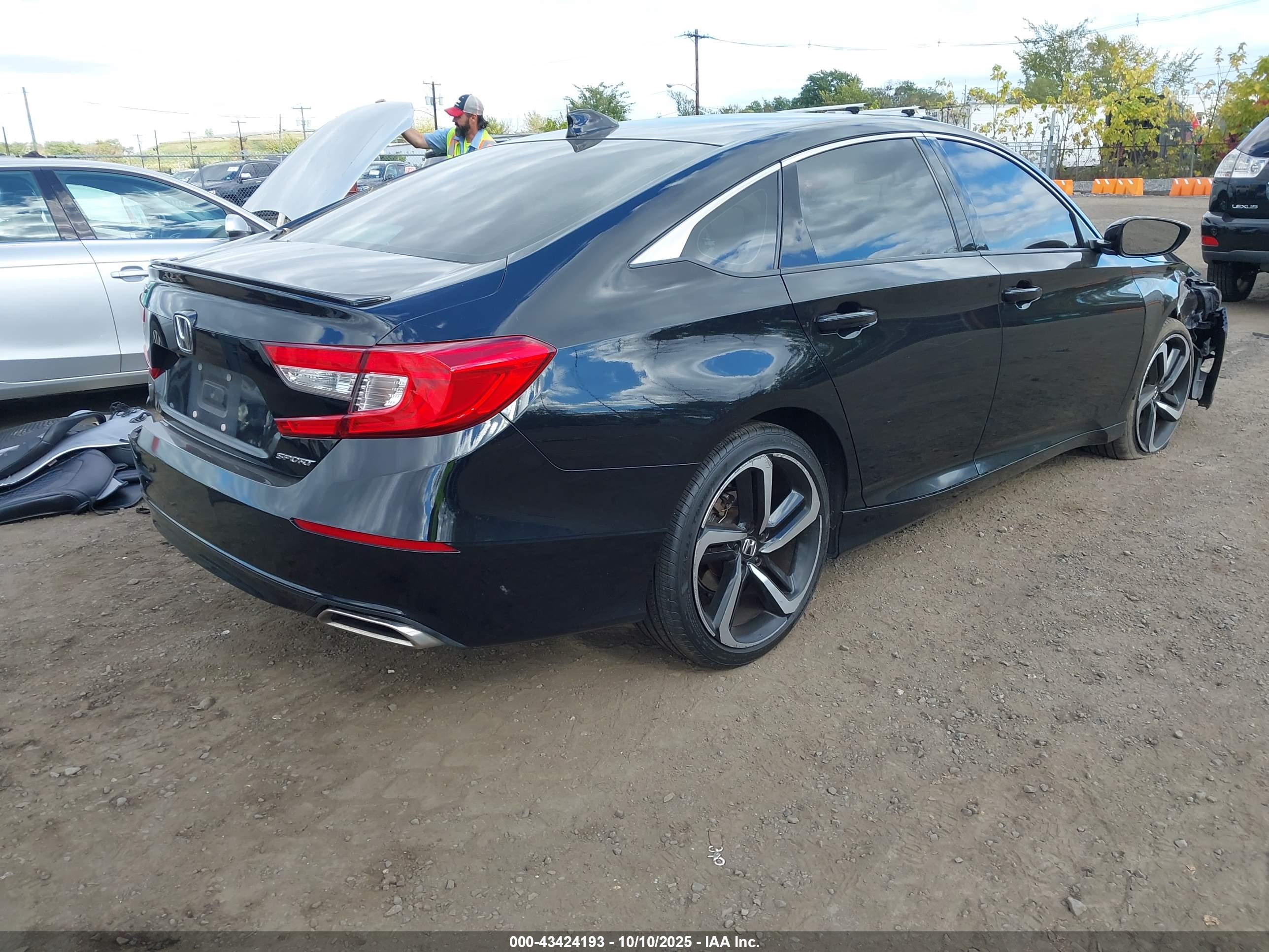HONDA ACCORD image 4