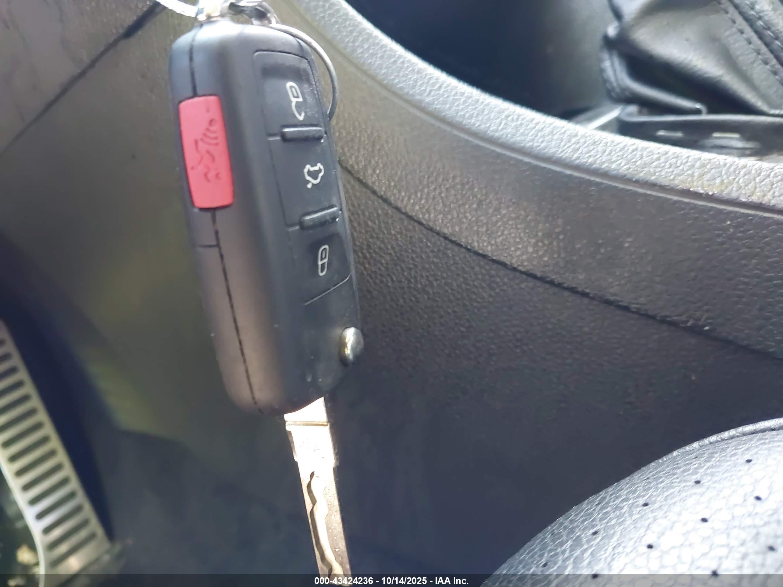 VOLKSWAGEN PASSAT image 11