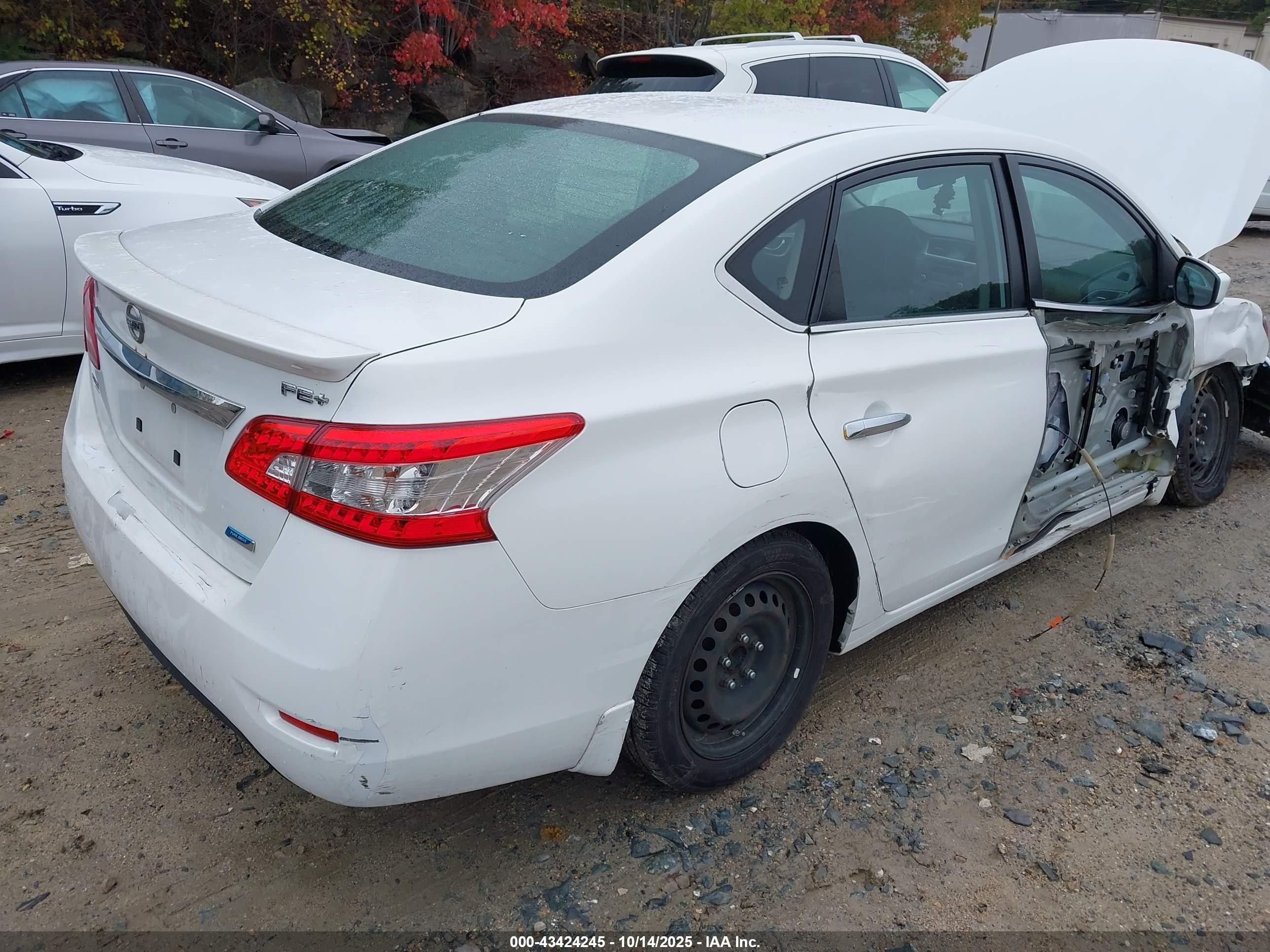 NISSAN SENTRA image 4