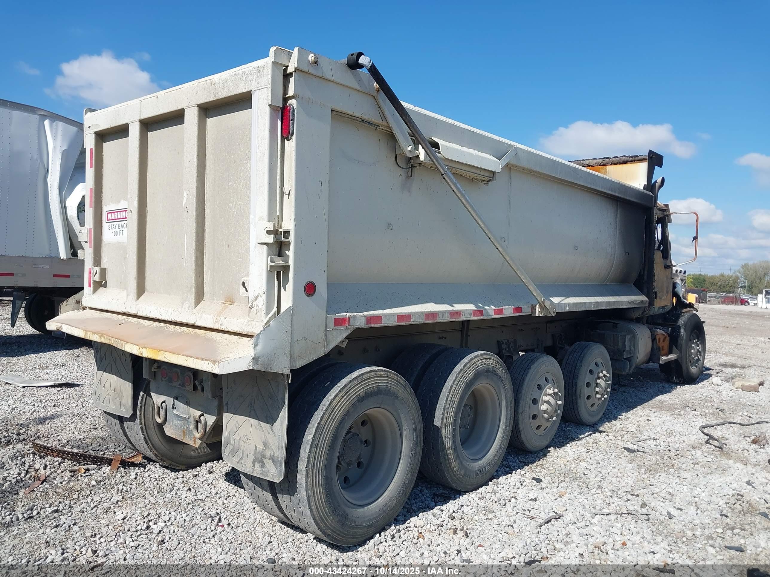 MACK 800 image 4
