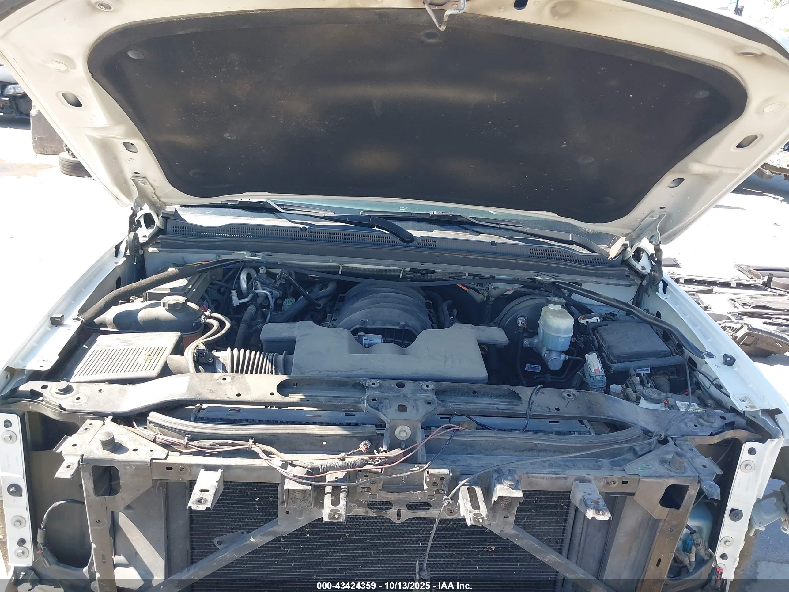 CHEVROLET TAHOE image 10