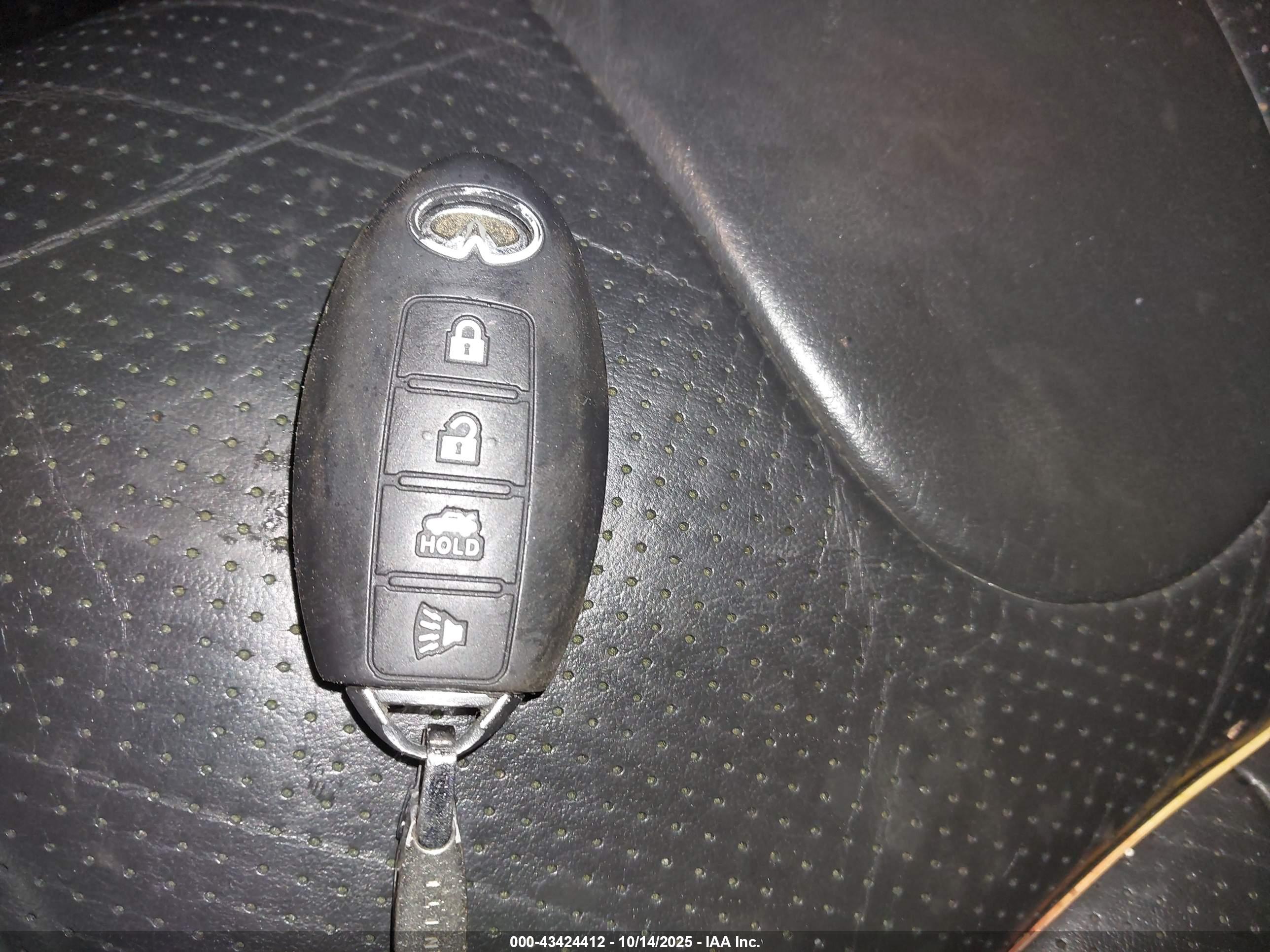 INFINITI G37X image 11