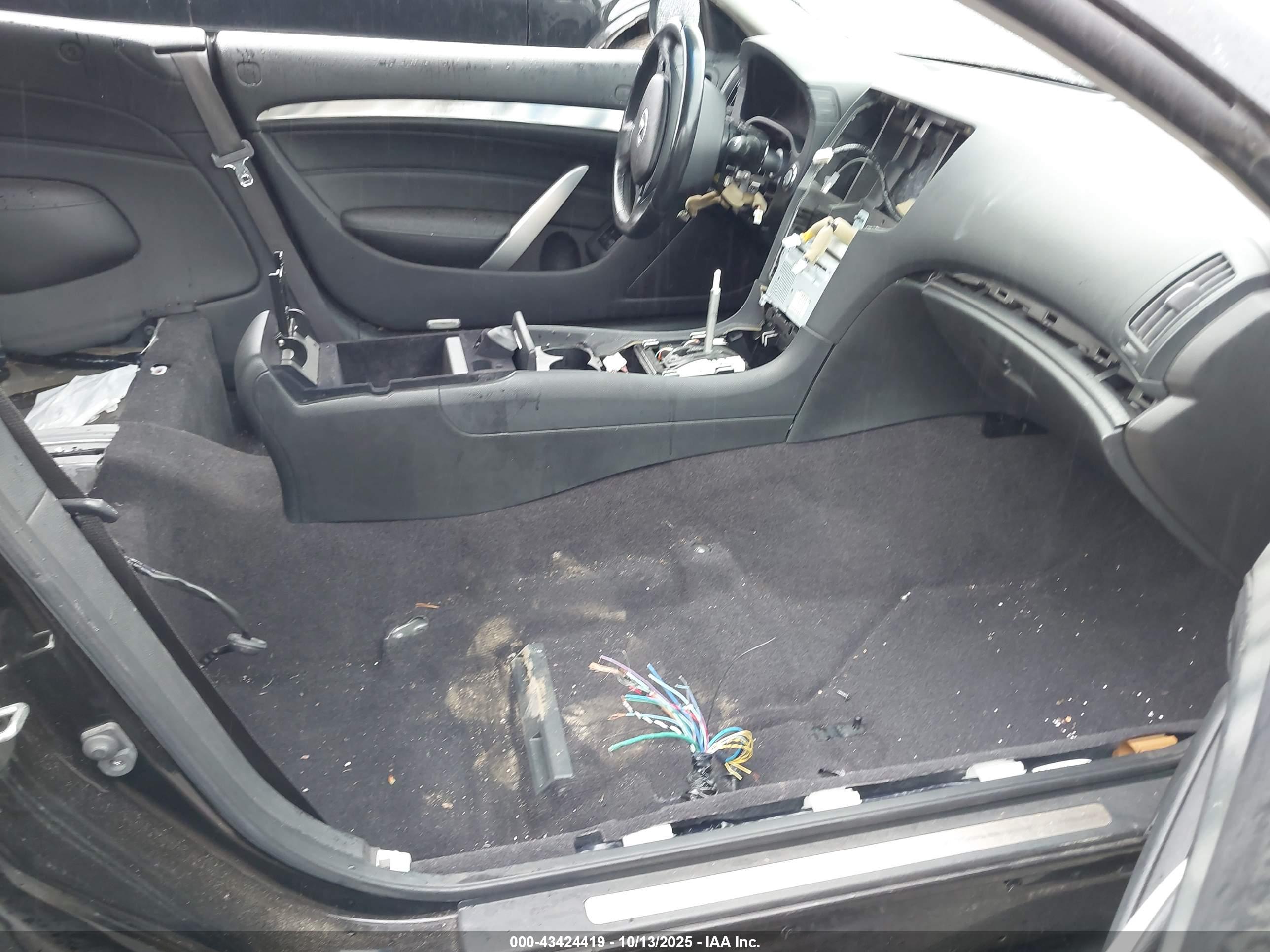 INFINITI G37 image 5