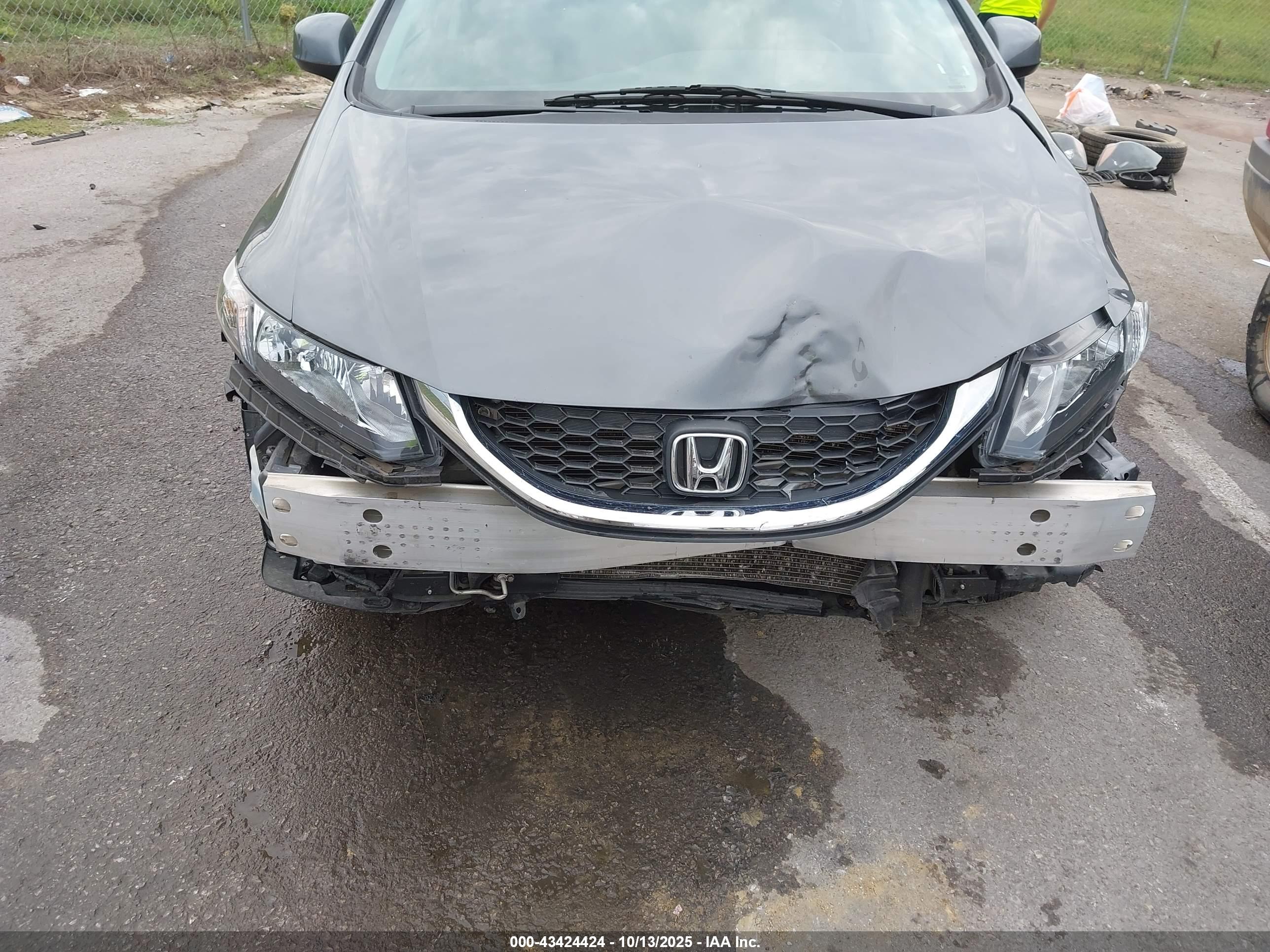 HONDA CIVIC image 6