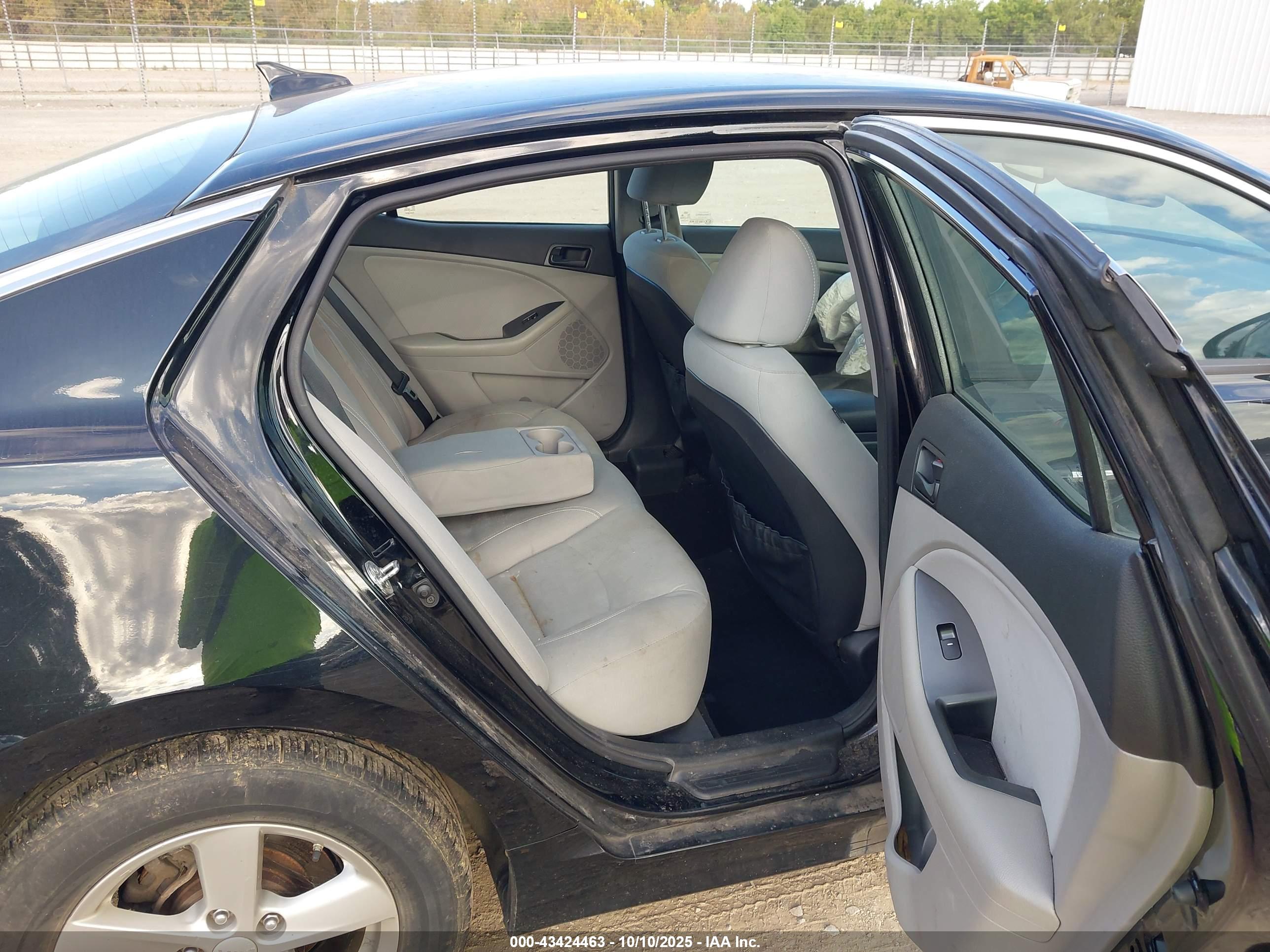 KIA OPTIMA image 8
