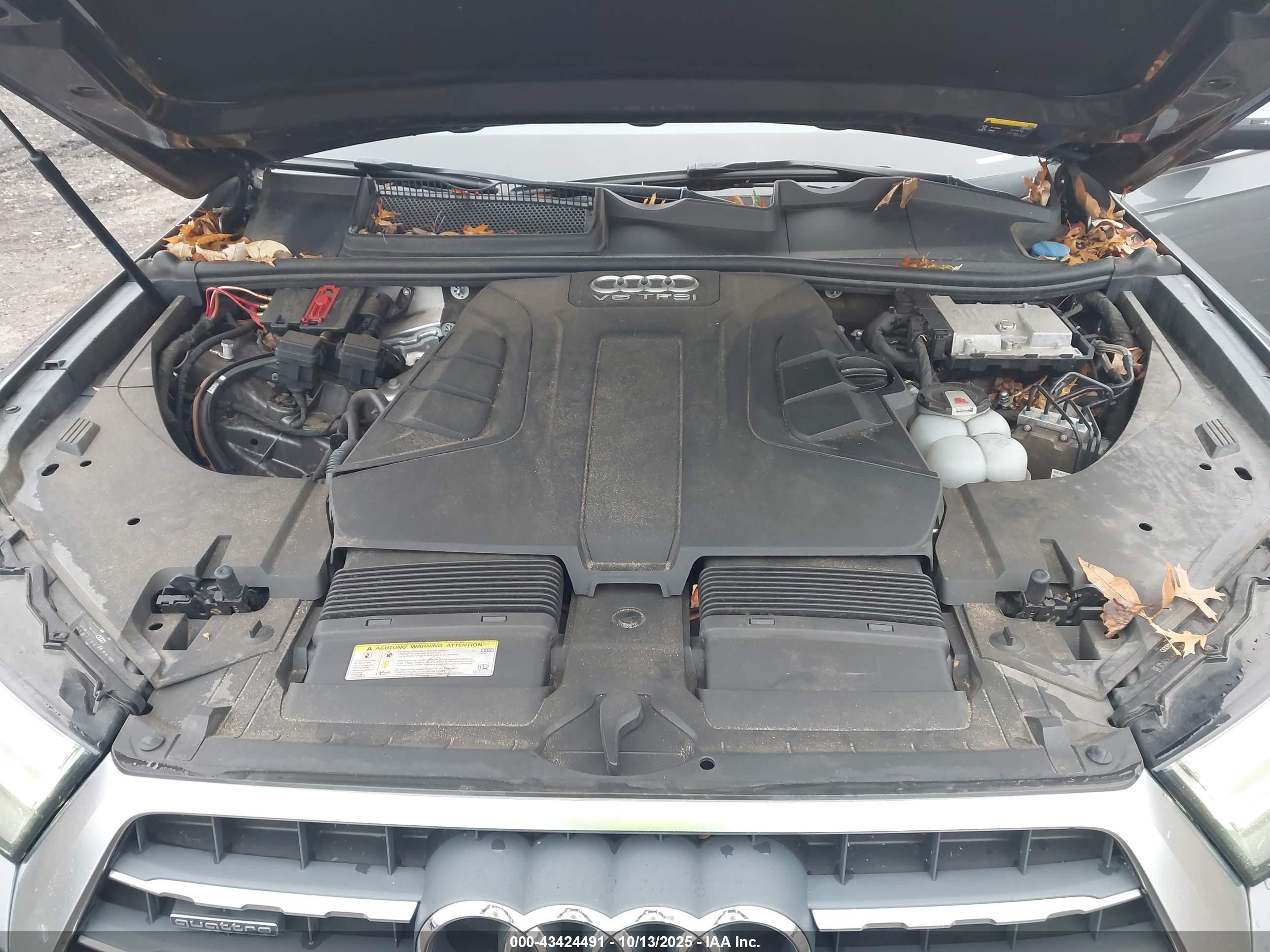 AUDI Q7 image 10
