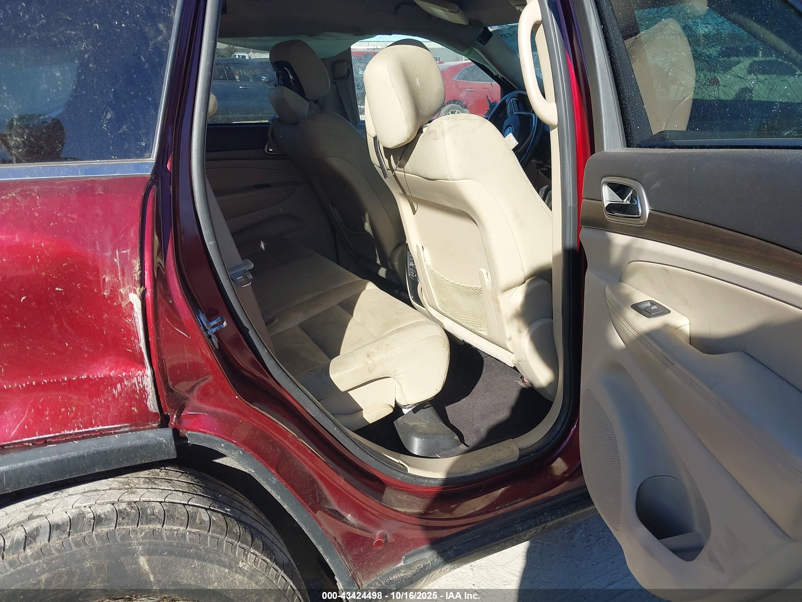 JEEP GRAND image 8