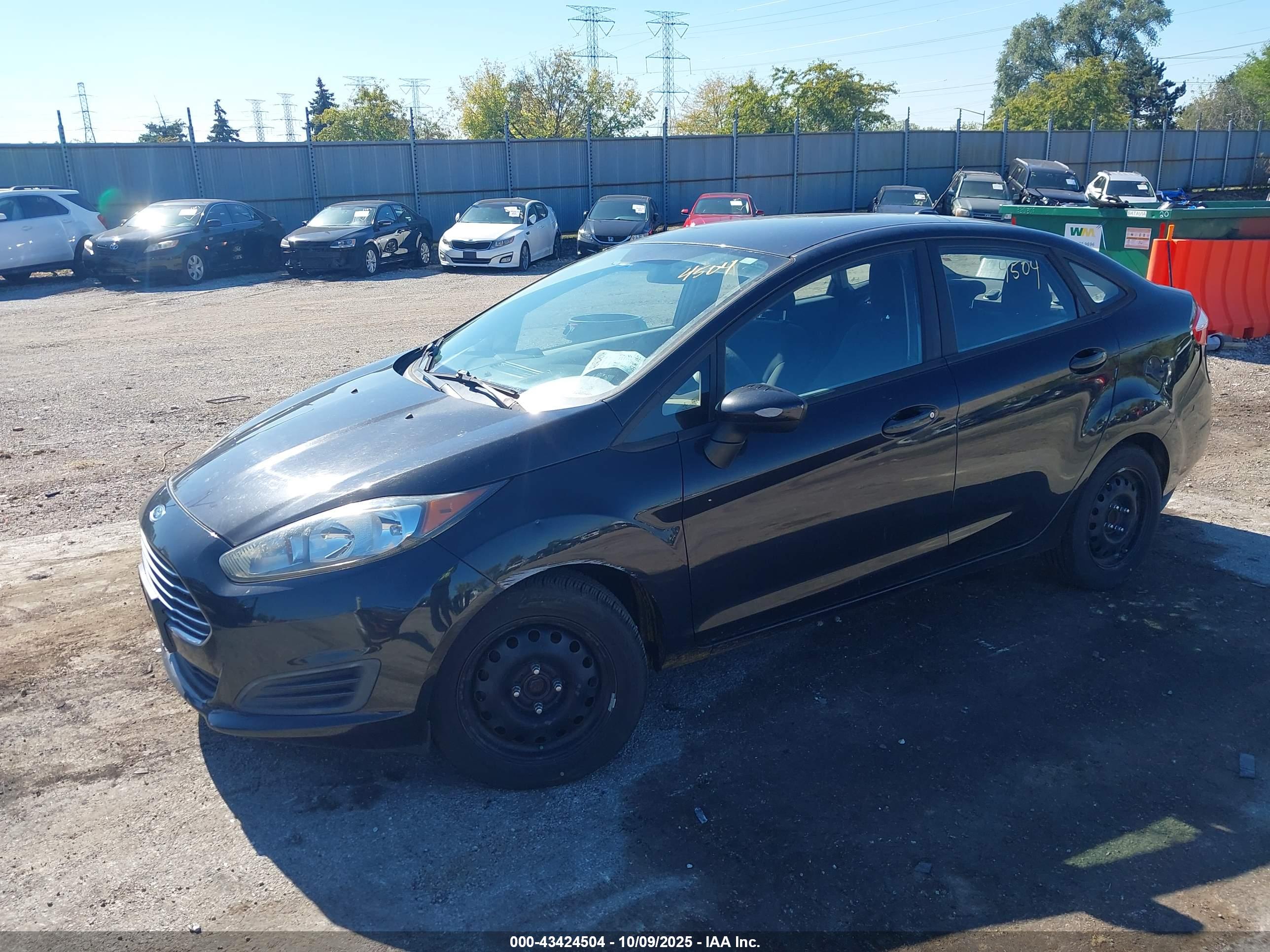 FORD FIESTA image 2