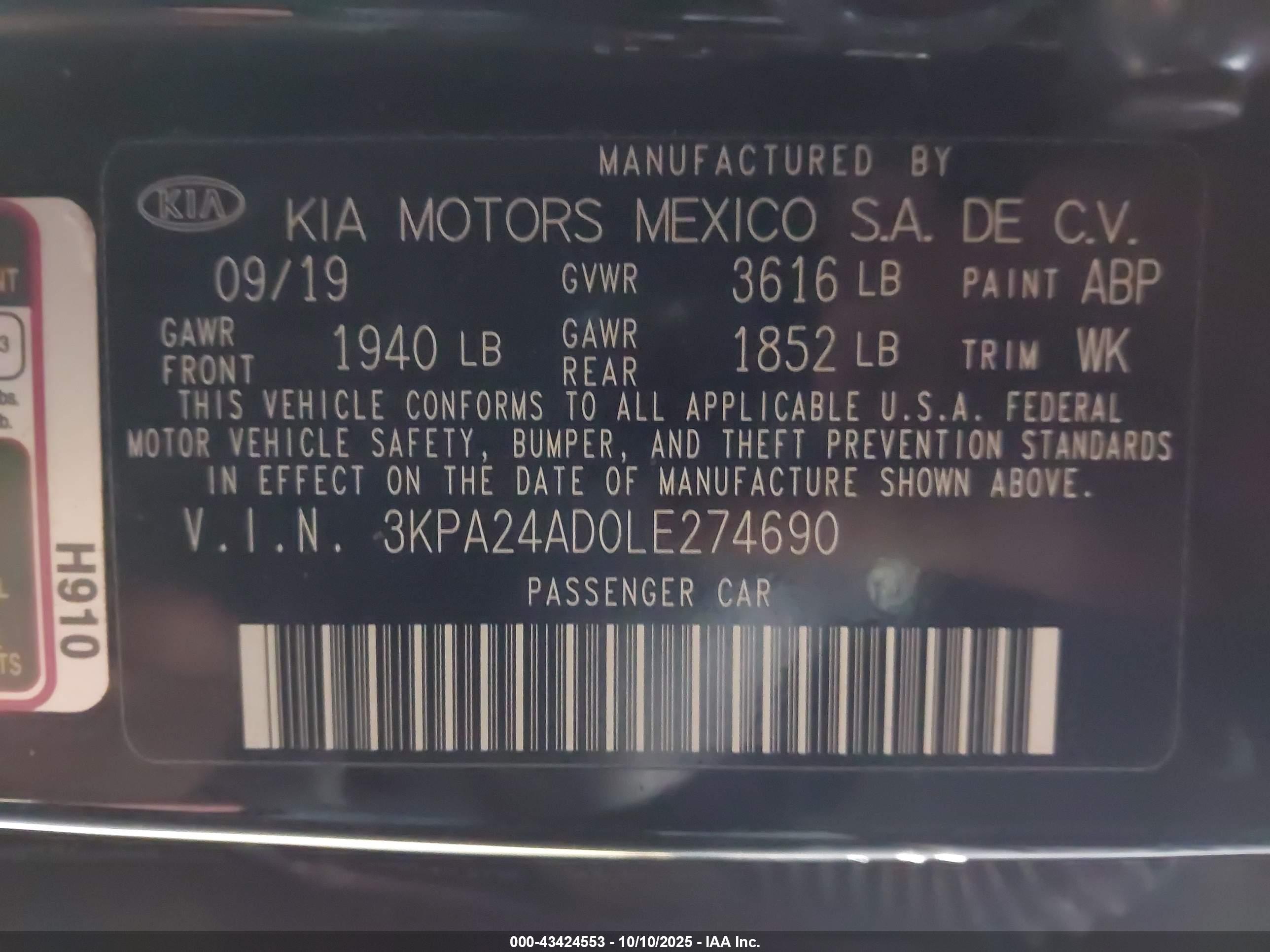 KIA RIO image 9