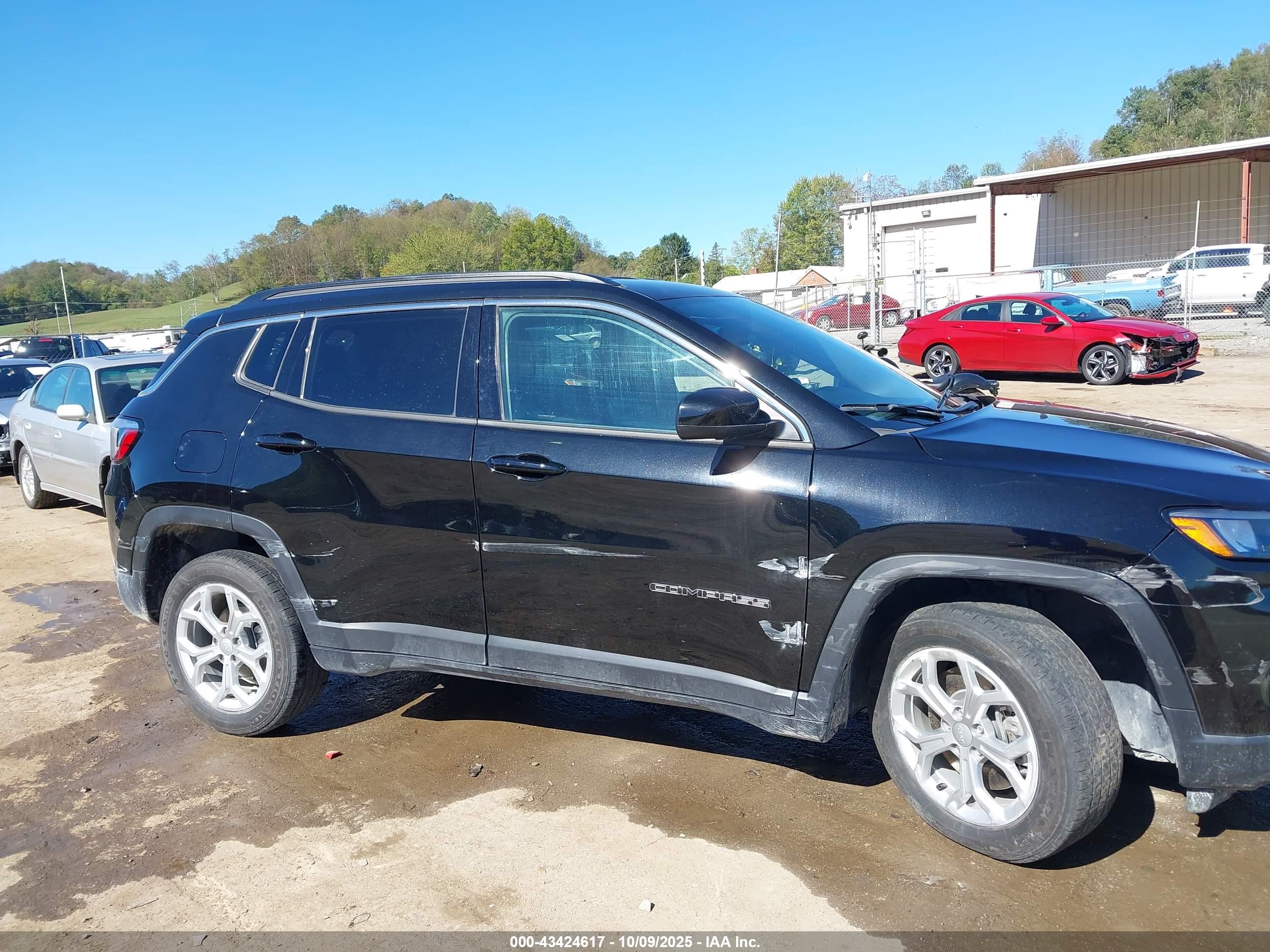 JEEP COMPASS image 6