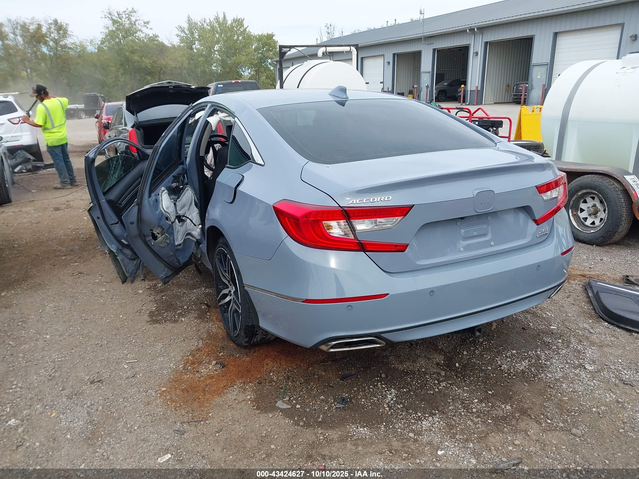 HONDA ACCORD image 3