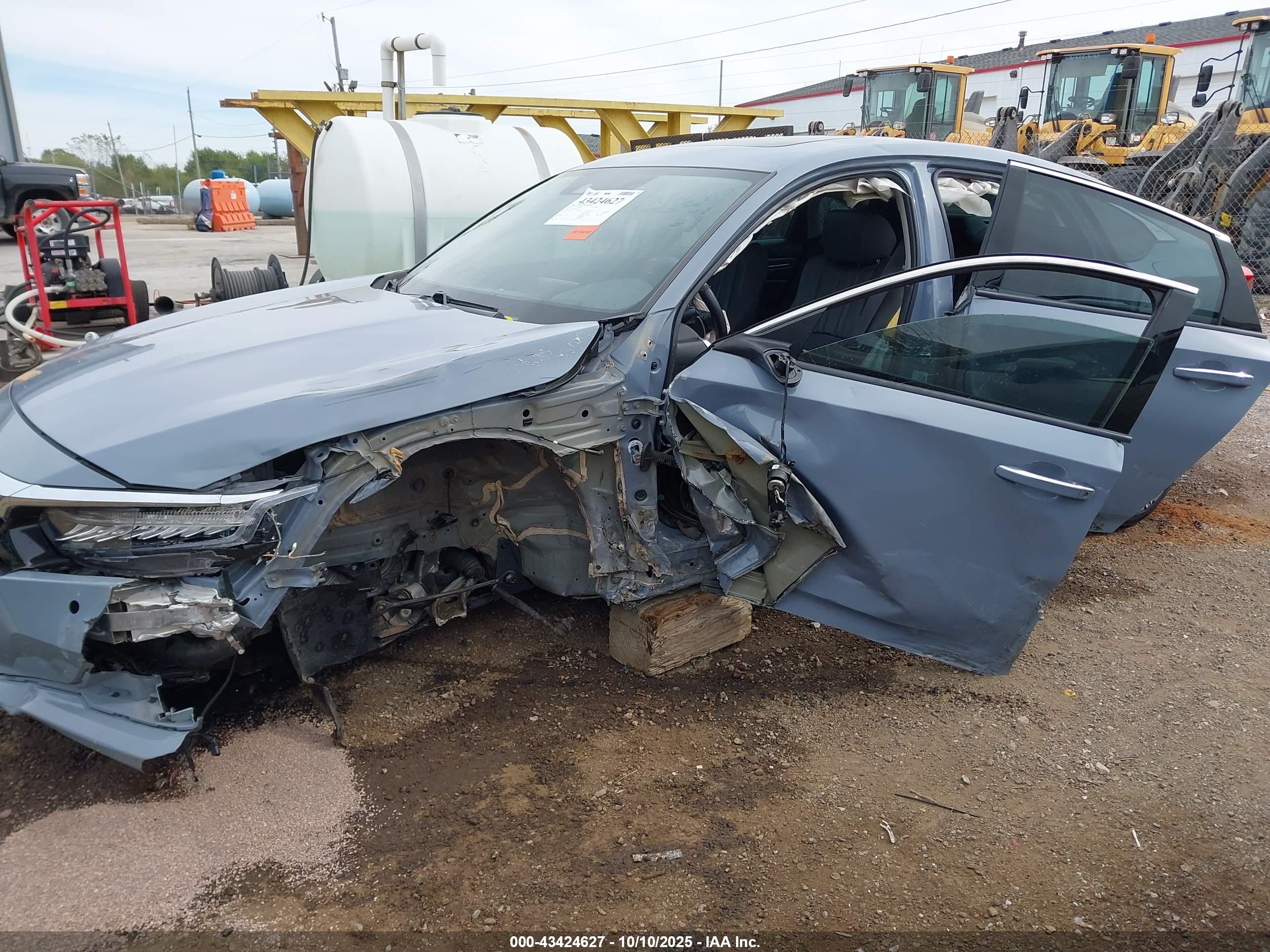 HONDA ACCORD image 6