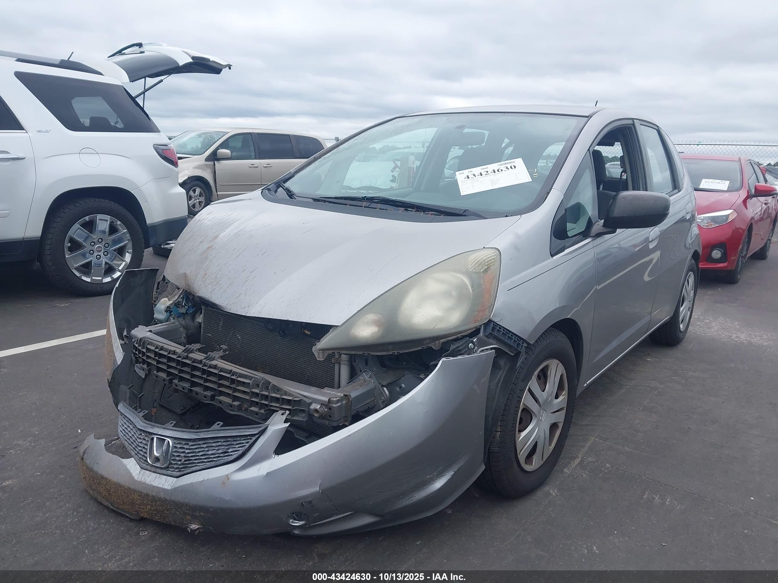 HONDA FIT image 2