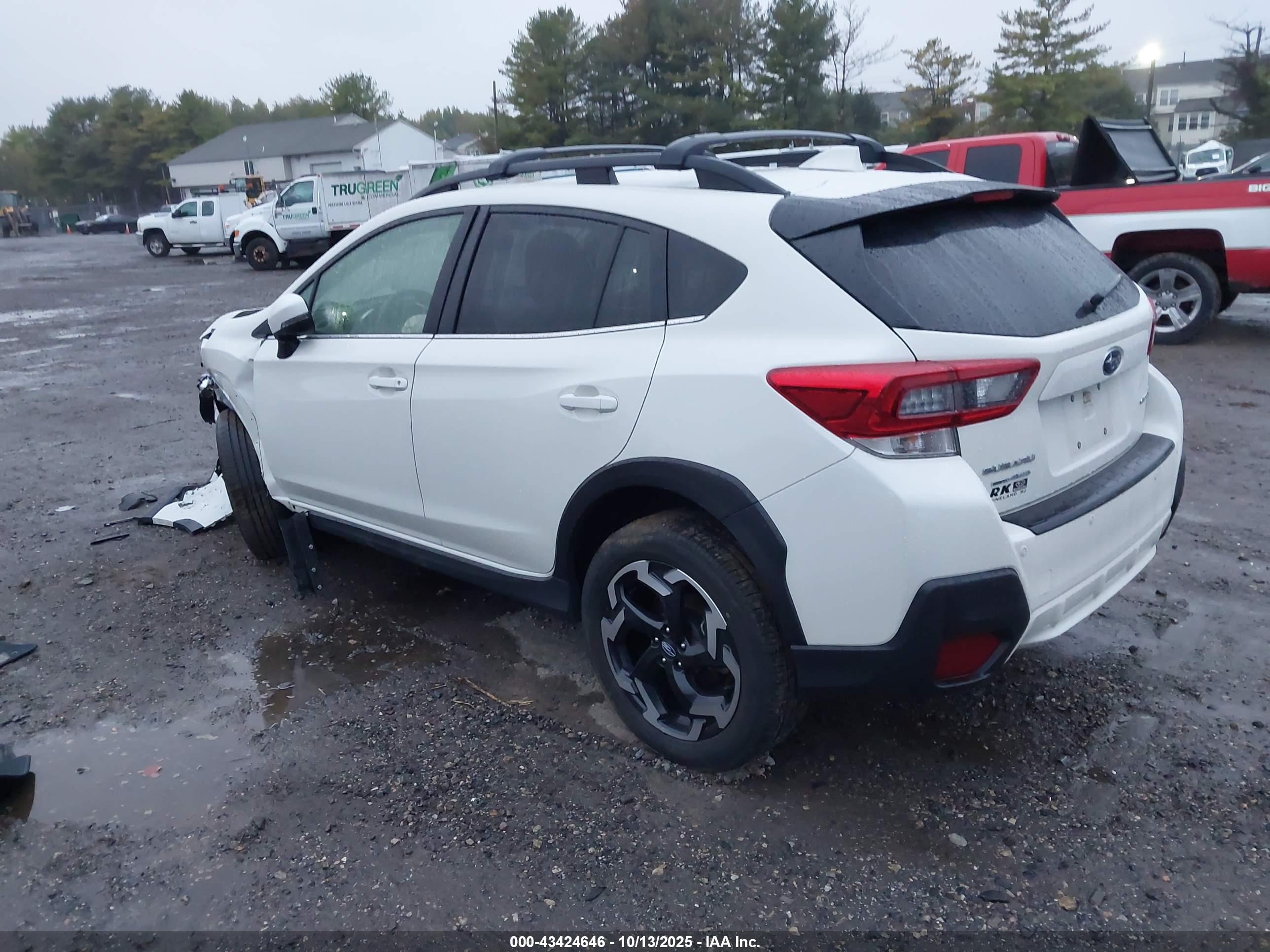 SUBARU CROSSTREK image 3