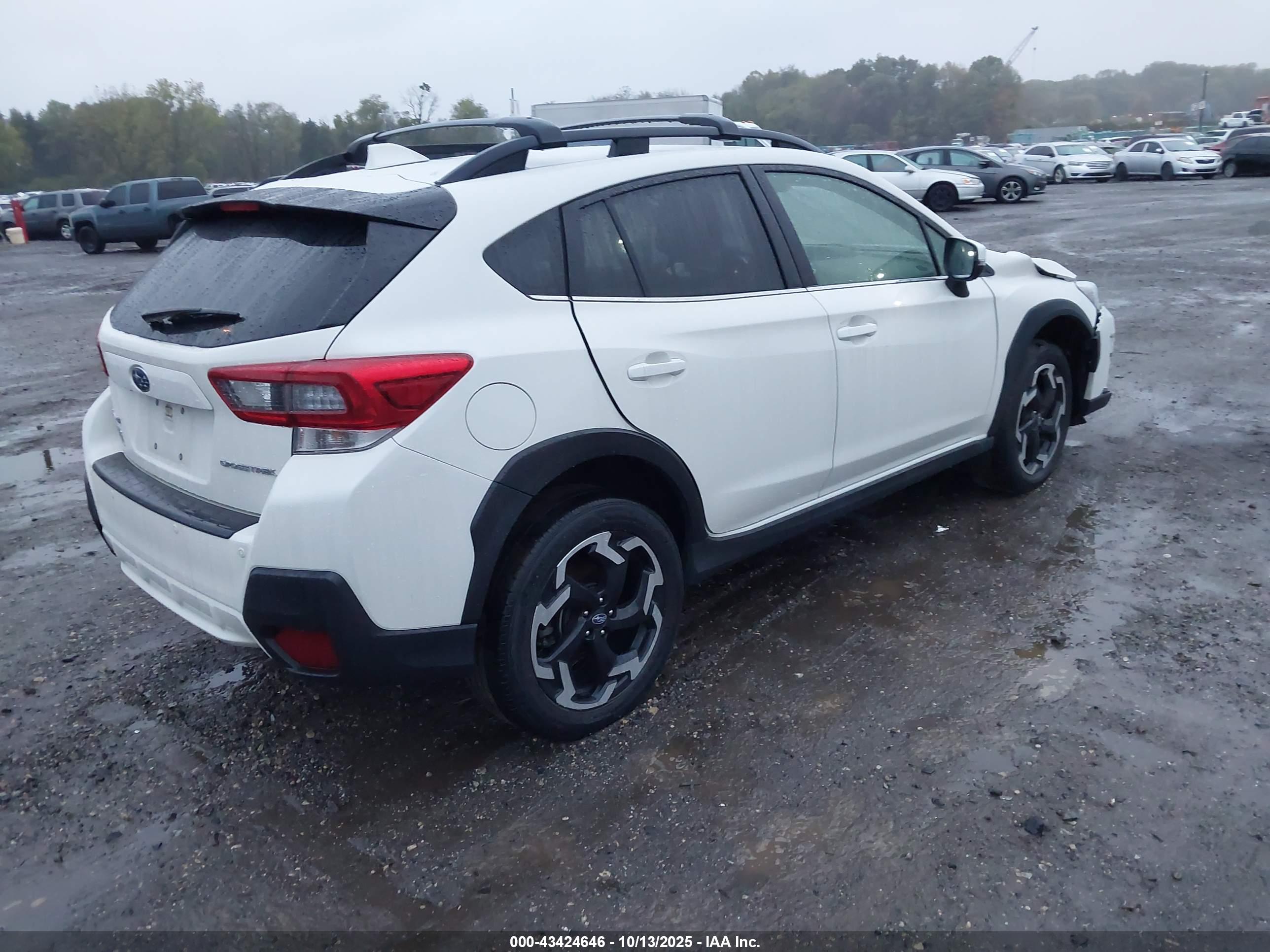 SUBARU CROSSTREK image 4