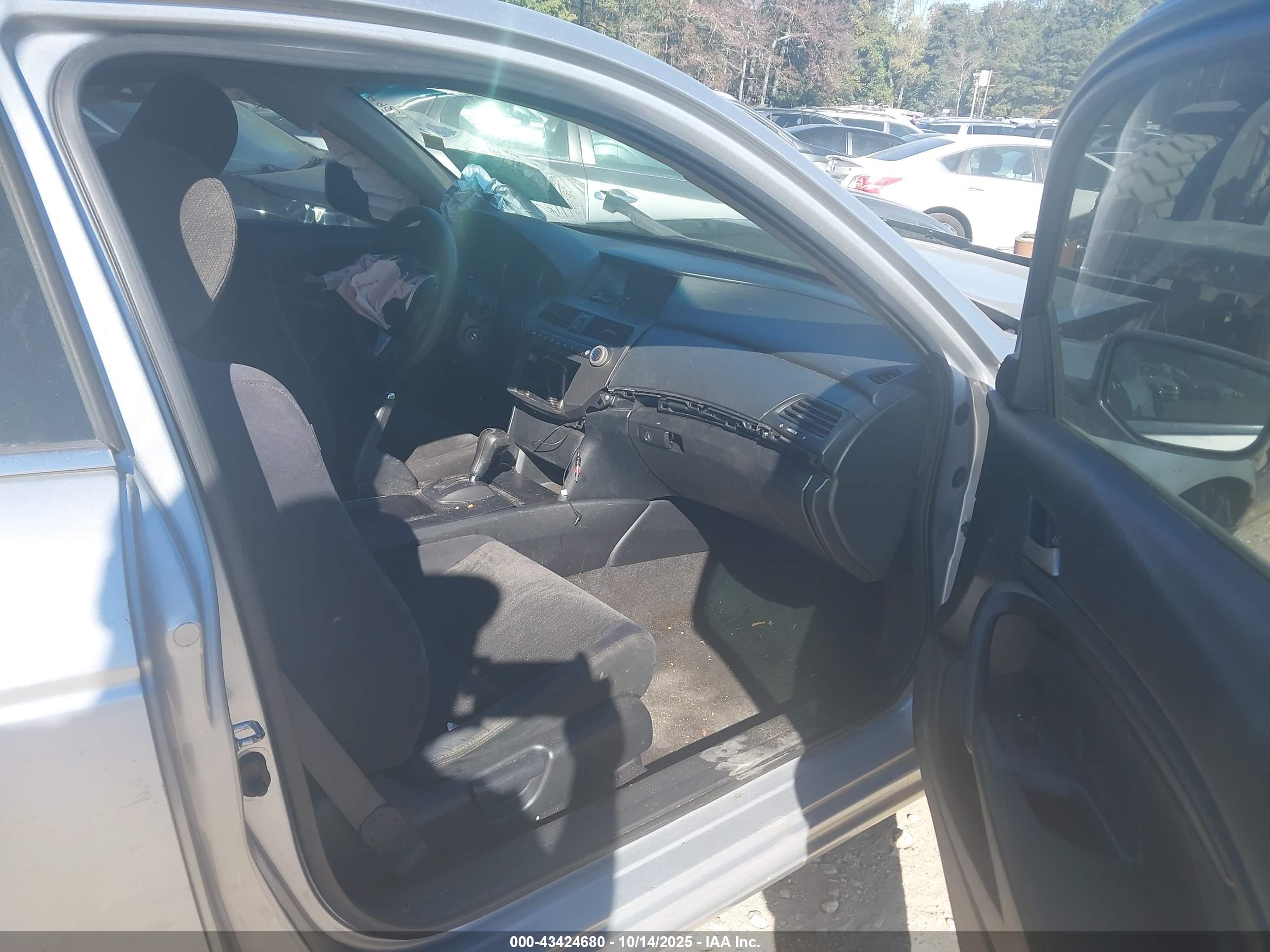 HONDA ACCORD image 5