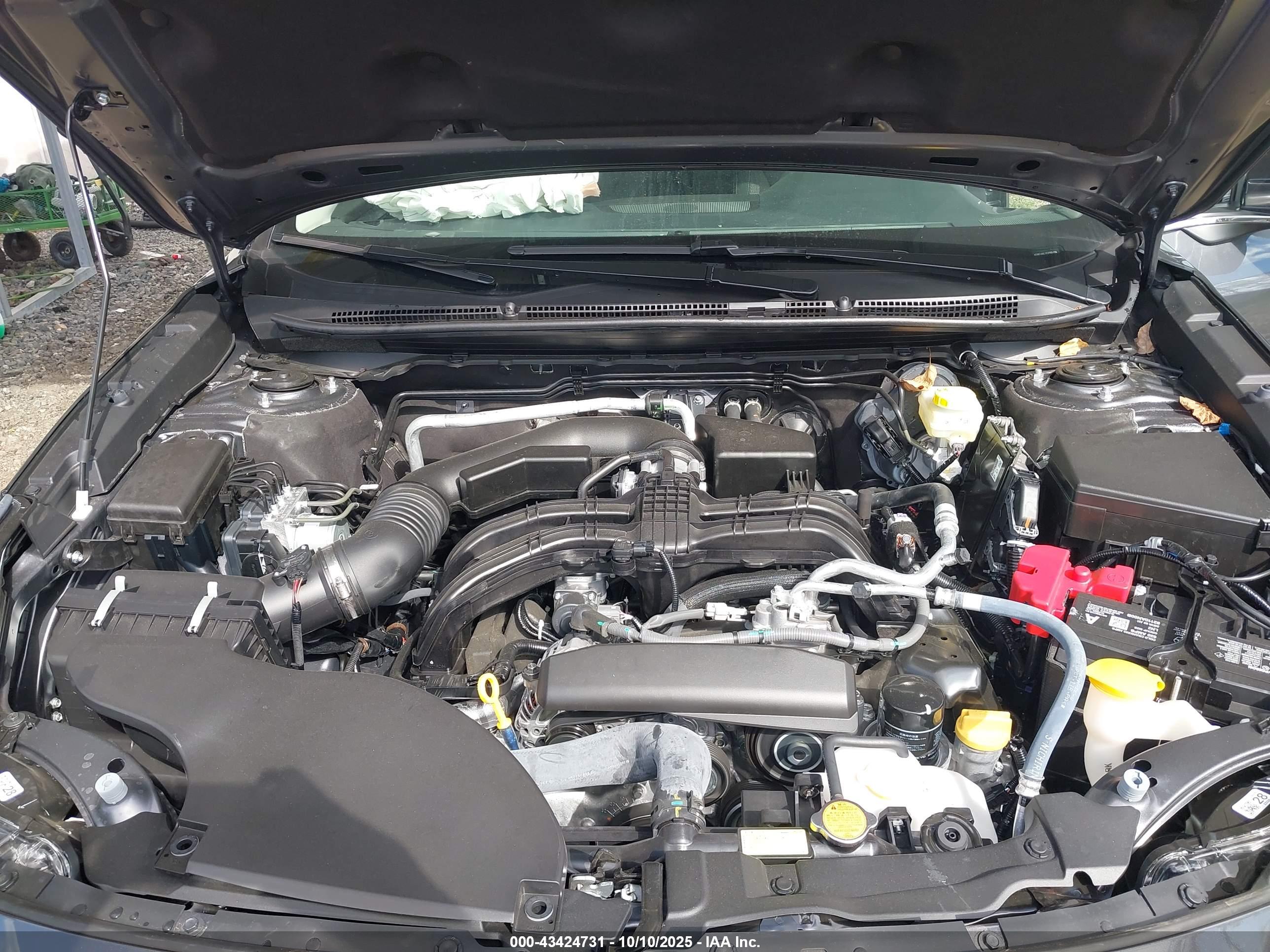 SUBARU OUTBACK image 10