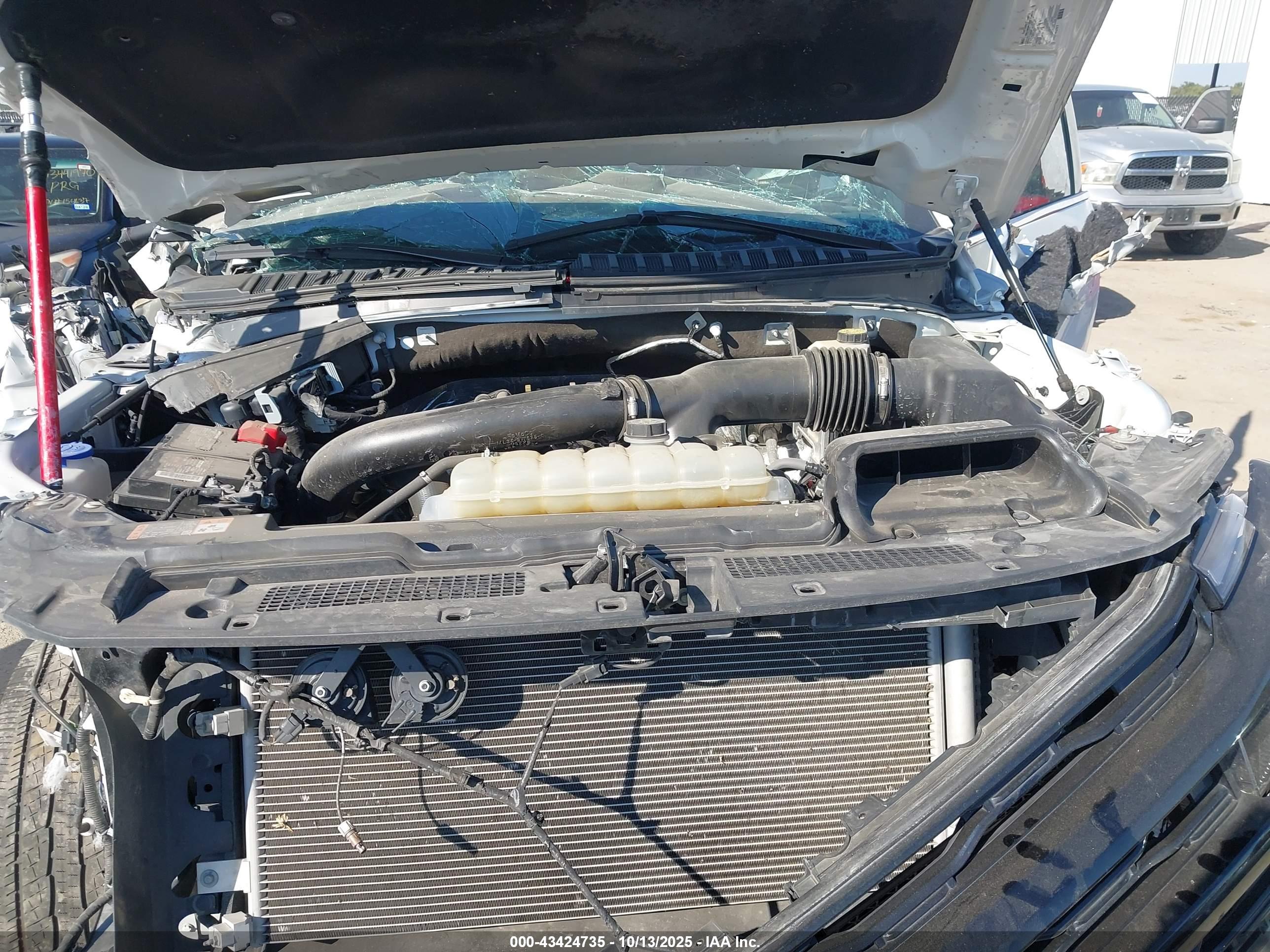 FORD EXPEDITION image 10
