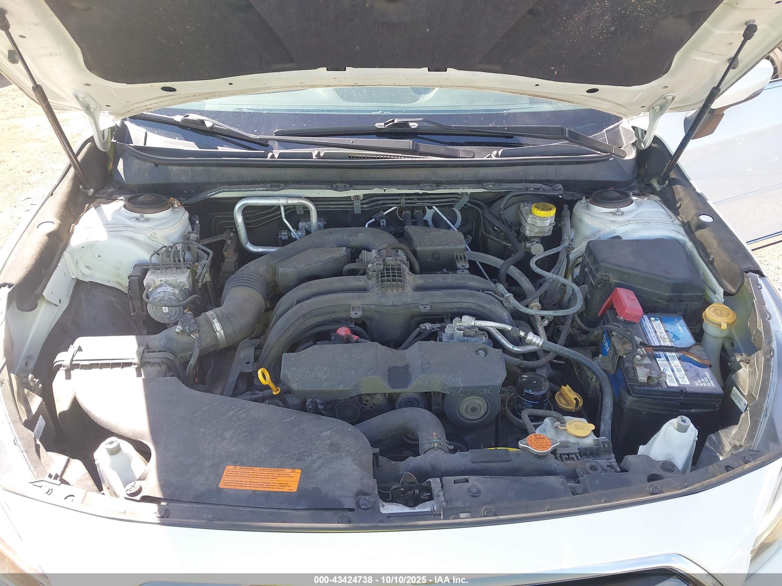 SUBARU OUTBACK image 10