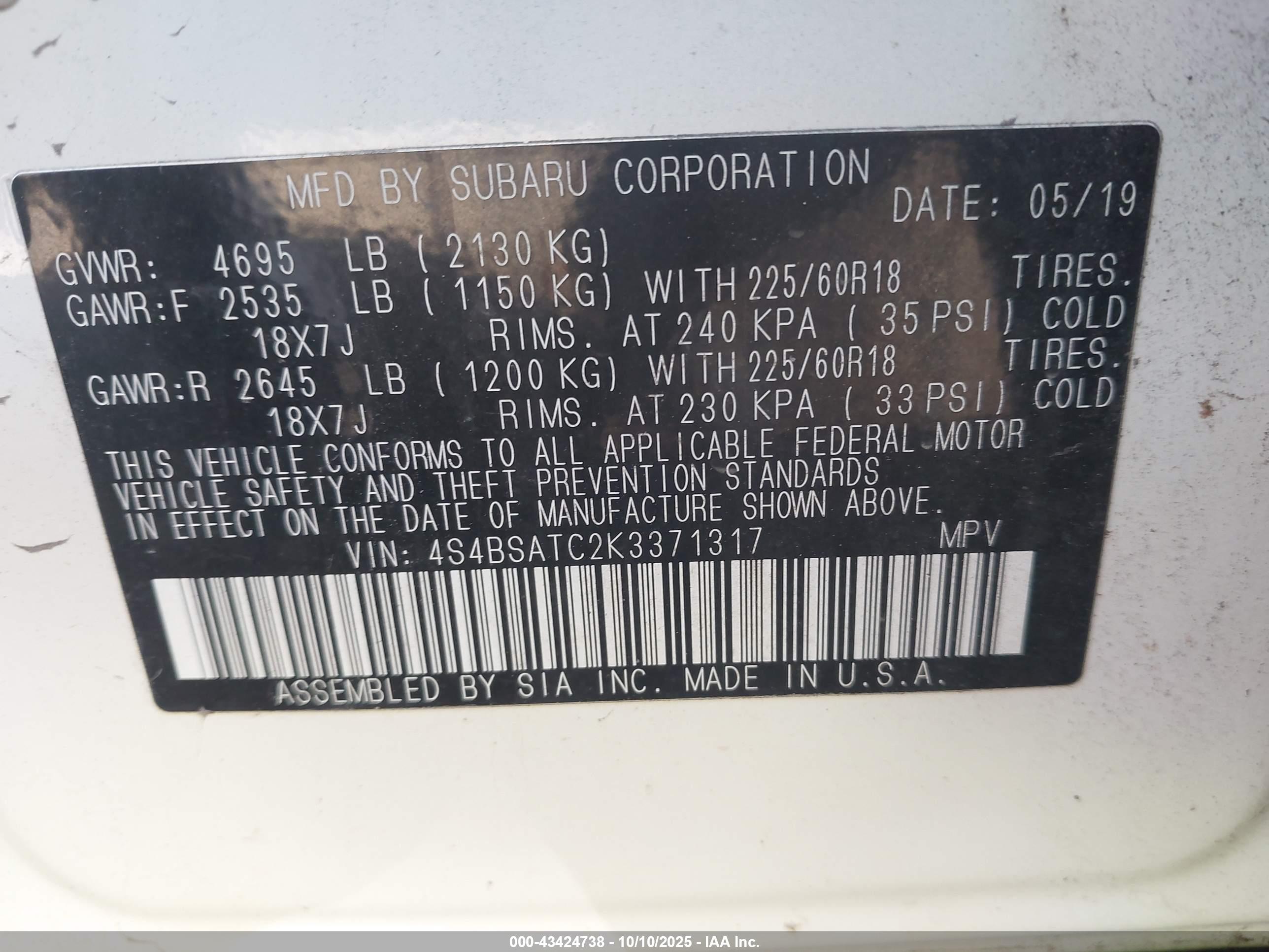 SUBARU OUTBACK image 9