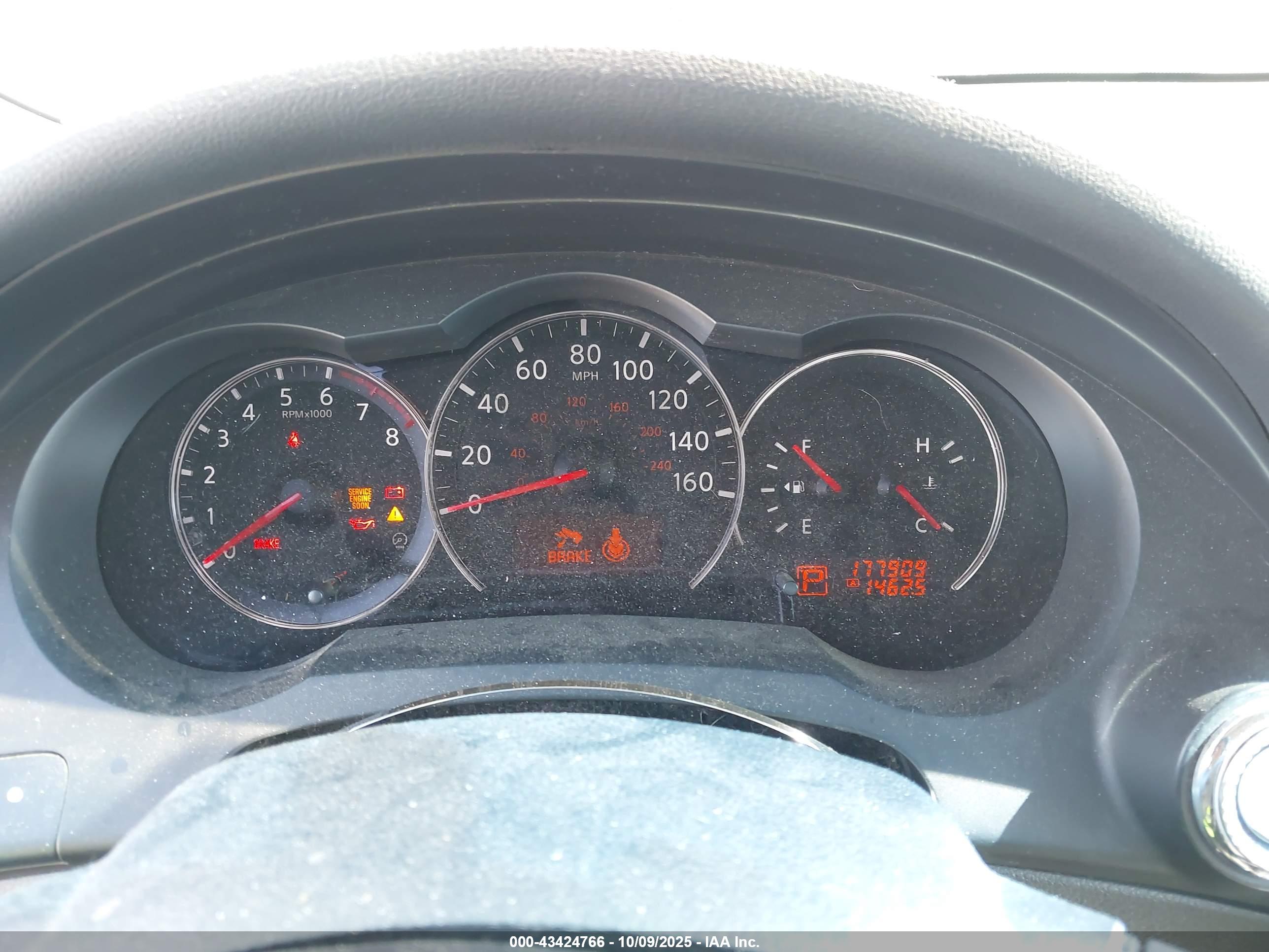 NISSAN ALTIMA image 7